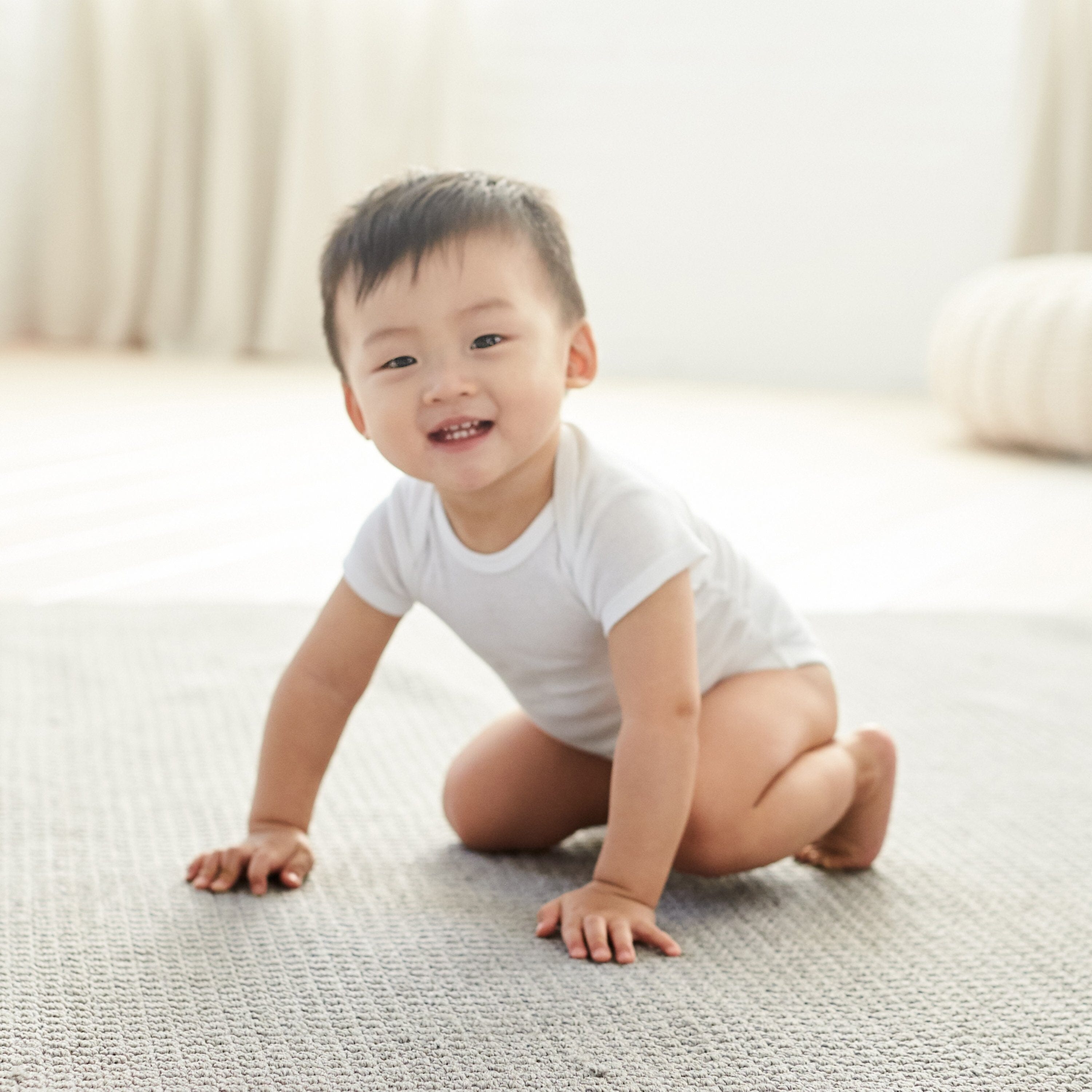 8-Pack White Short Sleeve Onesies Bodysuits