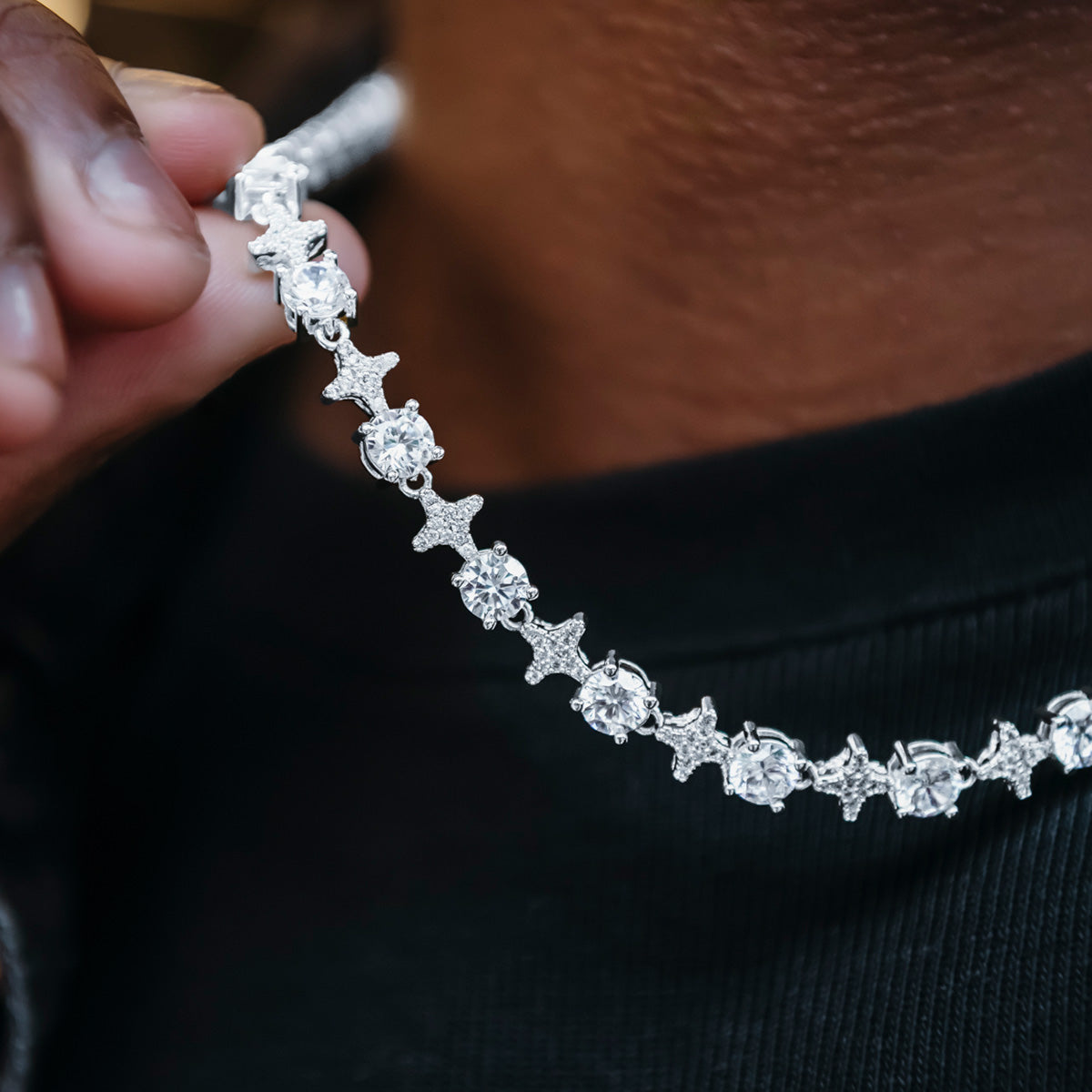 Round Stone Star Tennis Chain in White Gold