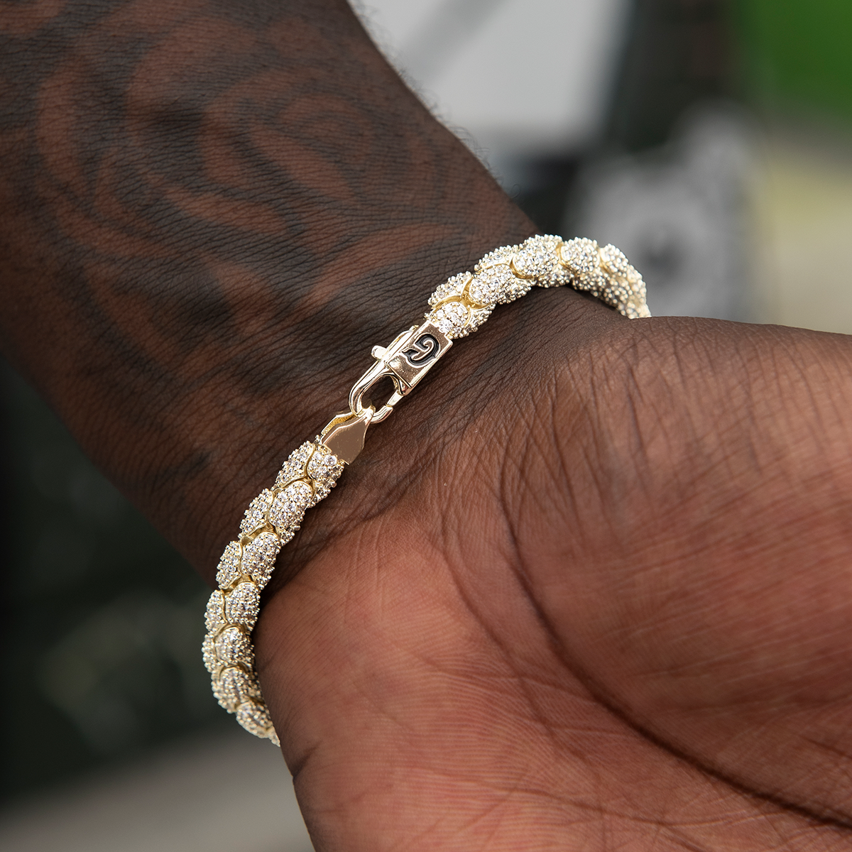 Diamond Pave Reptile Bracelet in Yellow Gold-6mm