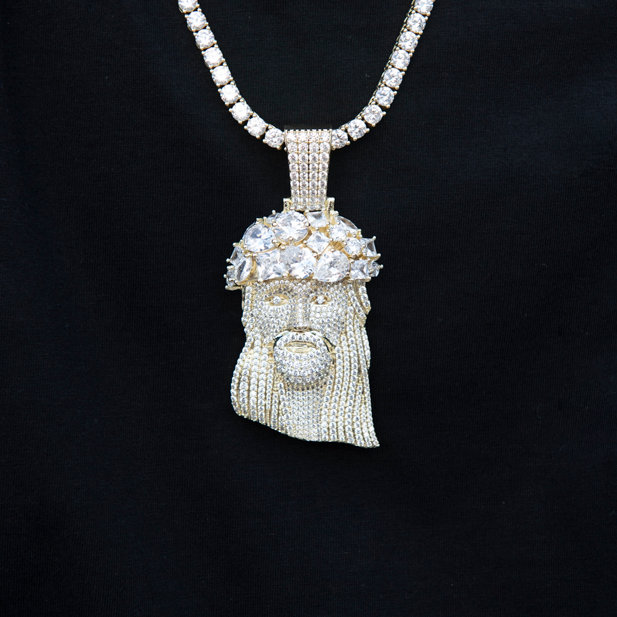 Large Diamond Portrait of Jesus Pendant in Yellow Gold