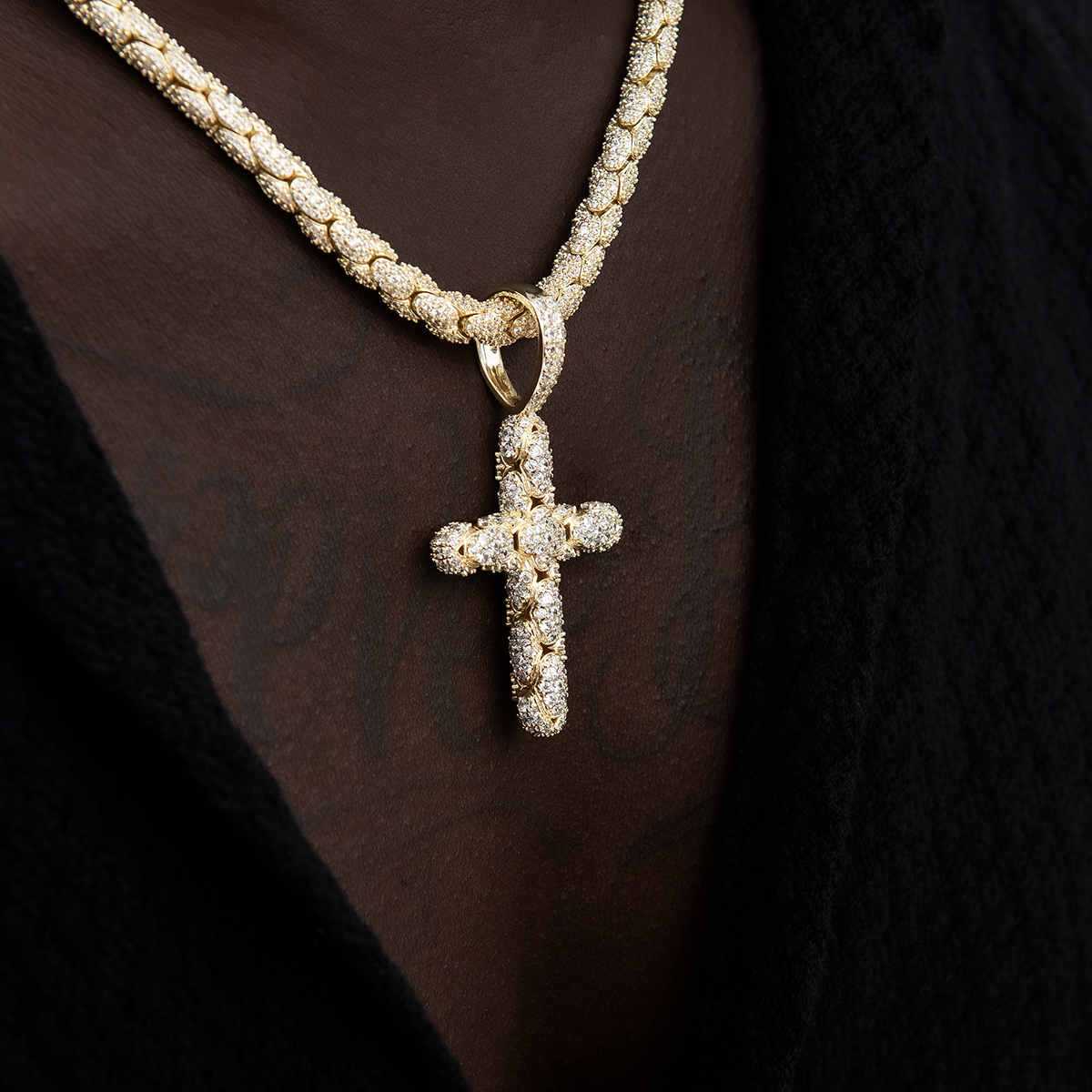 Diamond Pave Reptile Cross Pendant in Yellow Gold