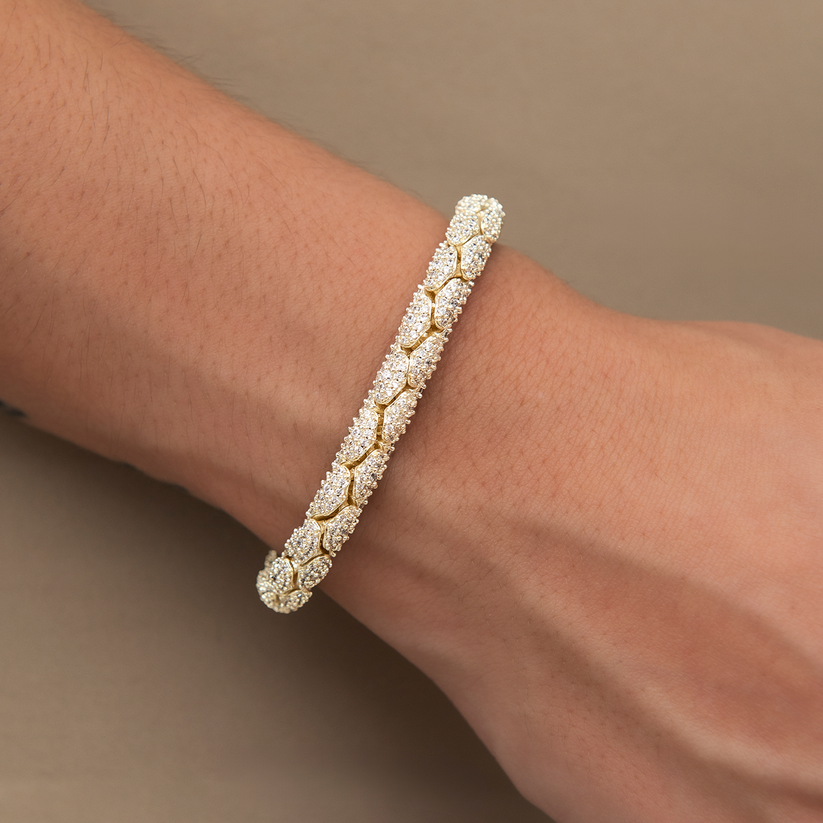 Diamond Pave Reptile Bracelet in Yellow Gold-6mm