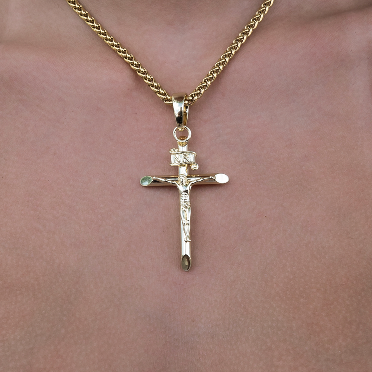 Large Crucifix Pendant in Yellow Gold