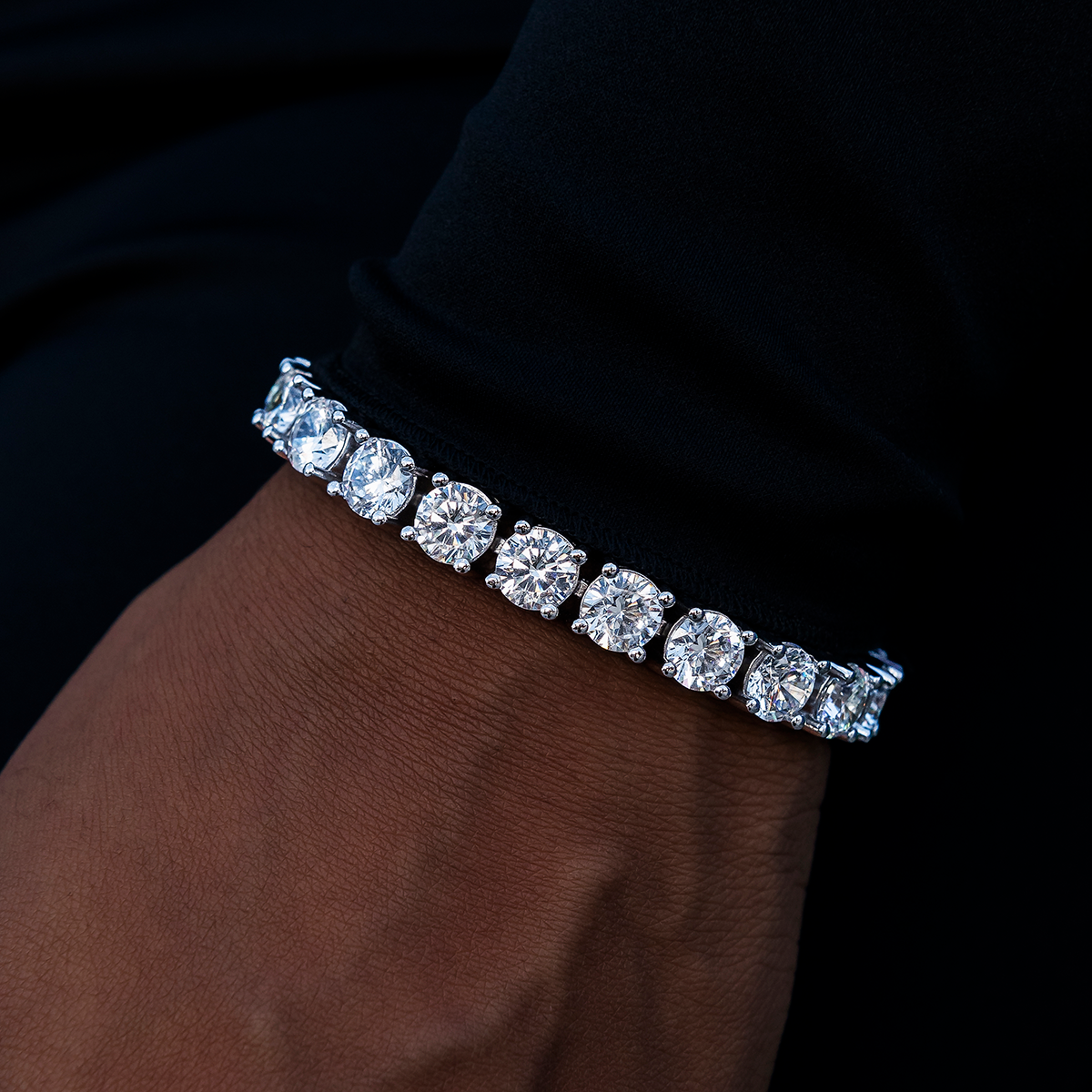 Diamond Tennis Bracelet in White Gold- 7mm