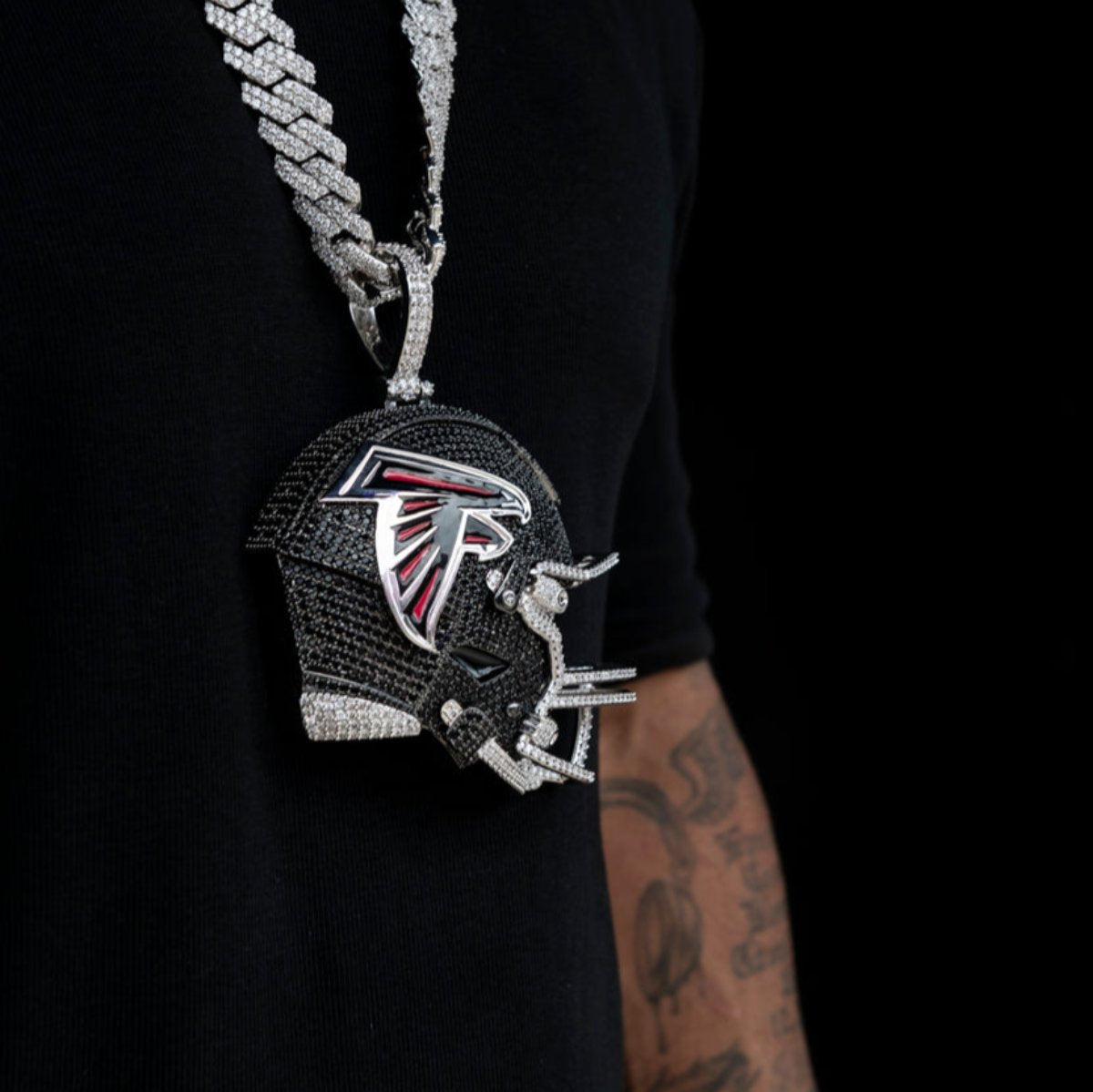 Giant Atlanta Falcons Official NFL Helmet Pendant