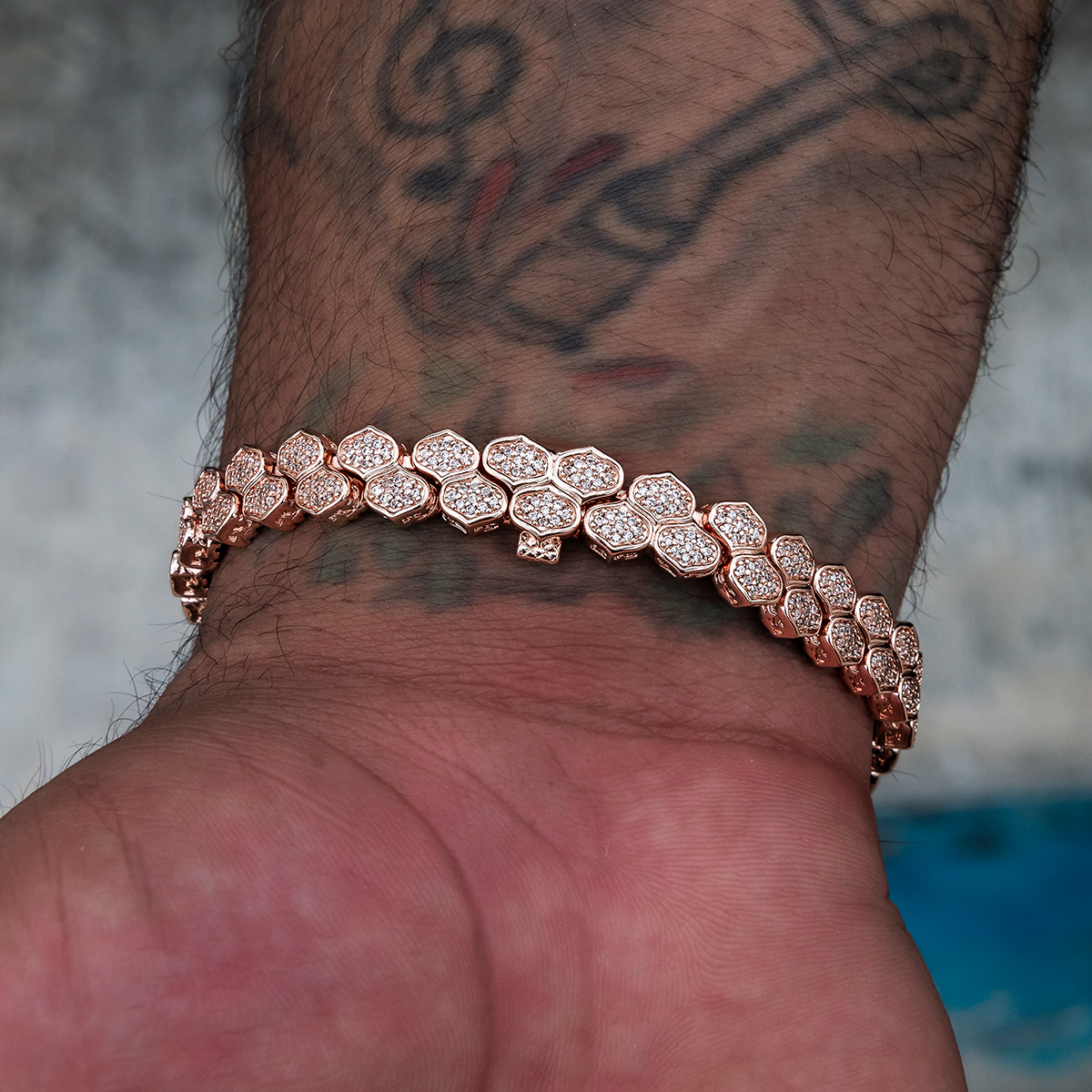 Diamond Pave Flat Reptile Bracelet in Rose Gold-4mm