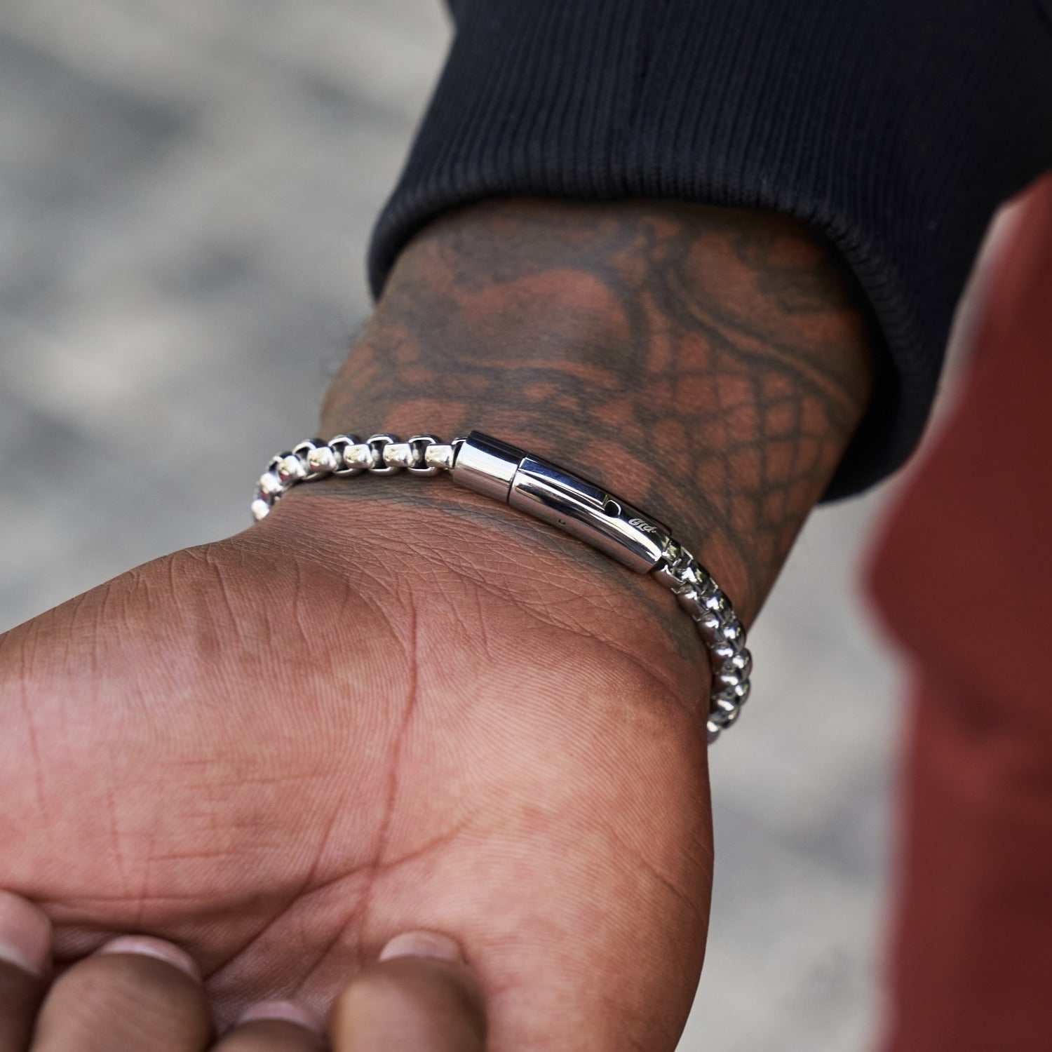 Rounded Box Chain Bracelet