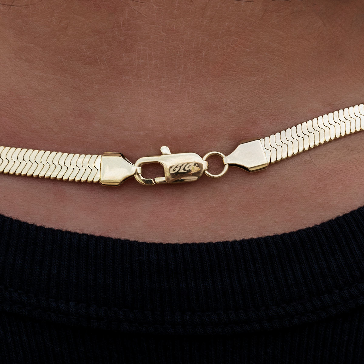 Herringbone Necklace in Yellow Gold- 6mm