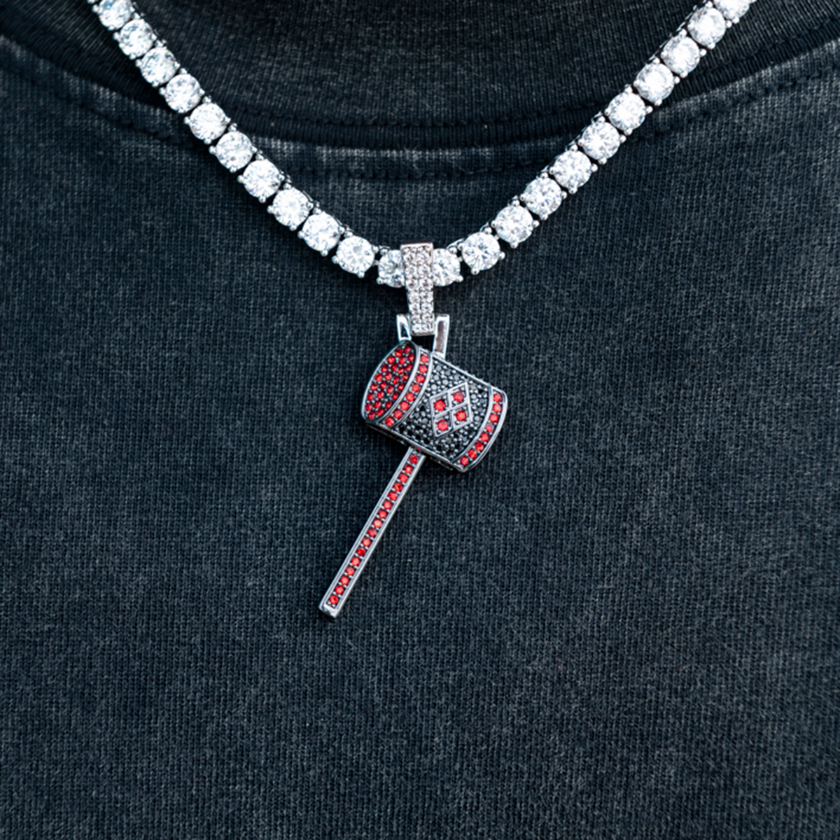 Official DC Comics Harley Quinn Pendant