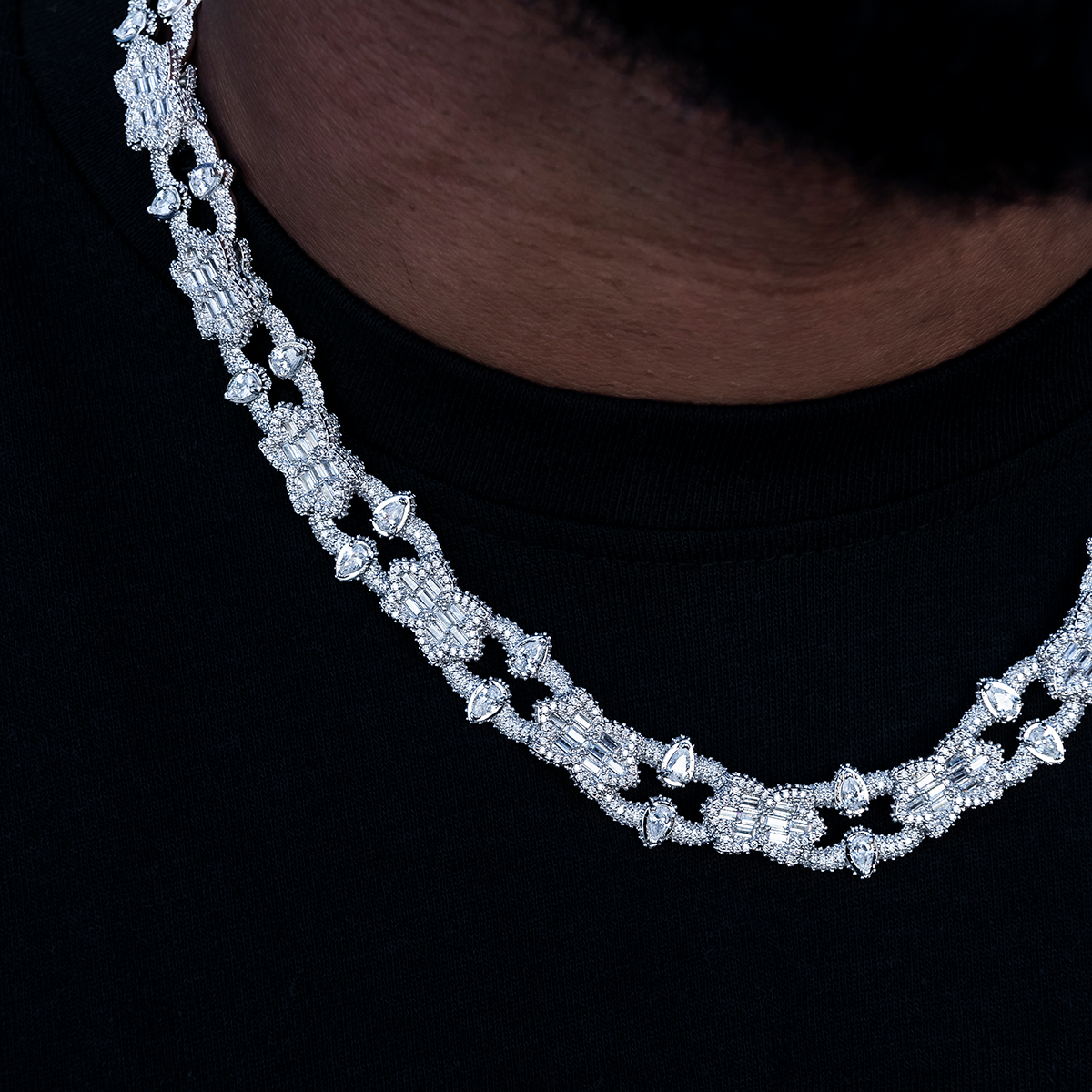 Gothic Mariner Chain in White Gold