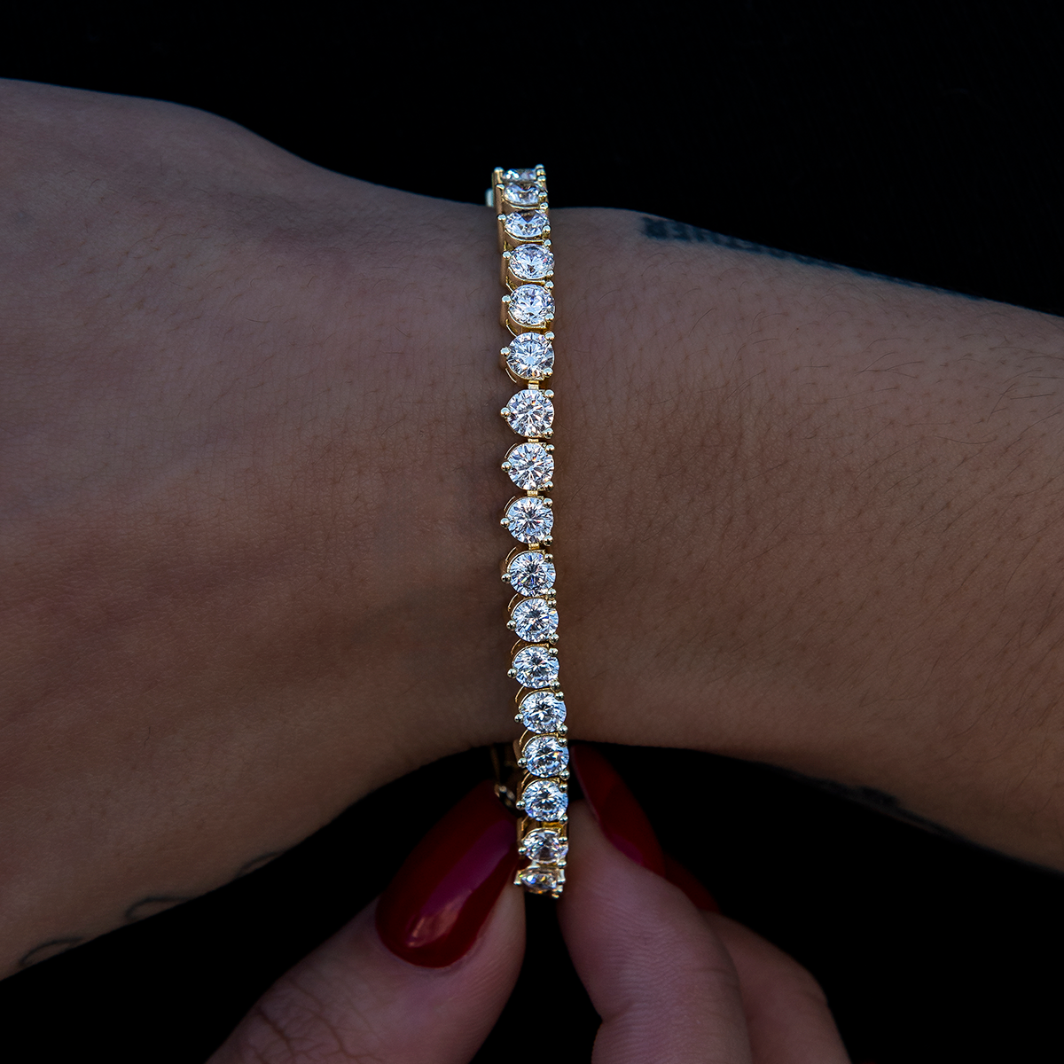 3 Prong Tennis Bracelet in Yellow Gold