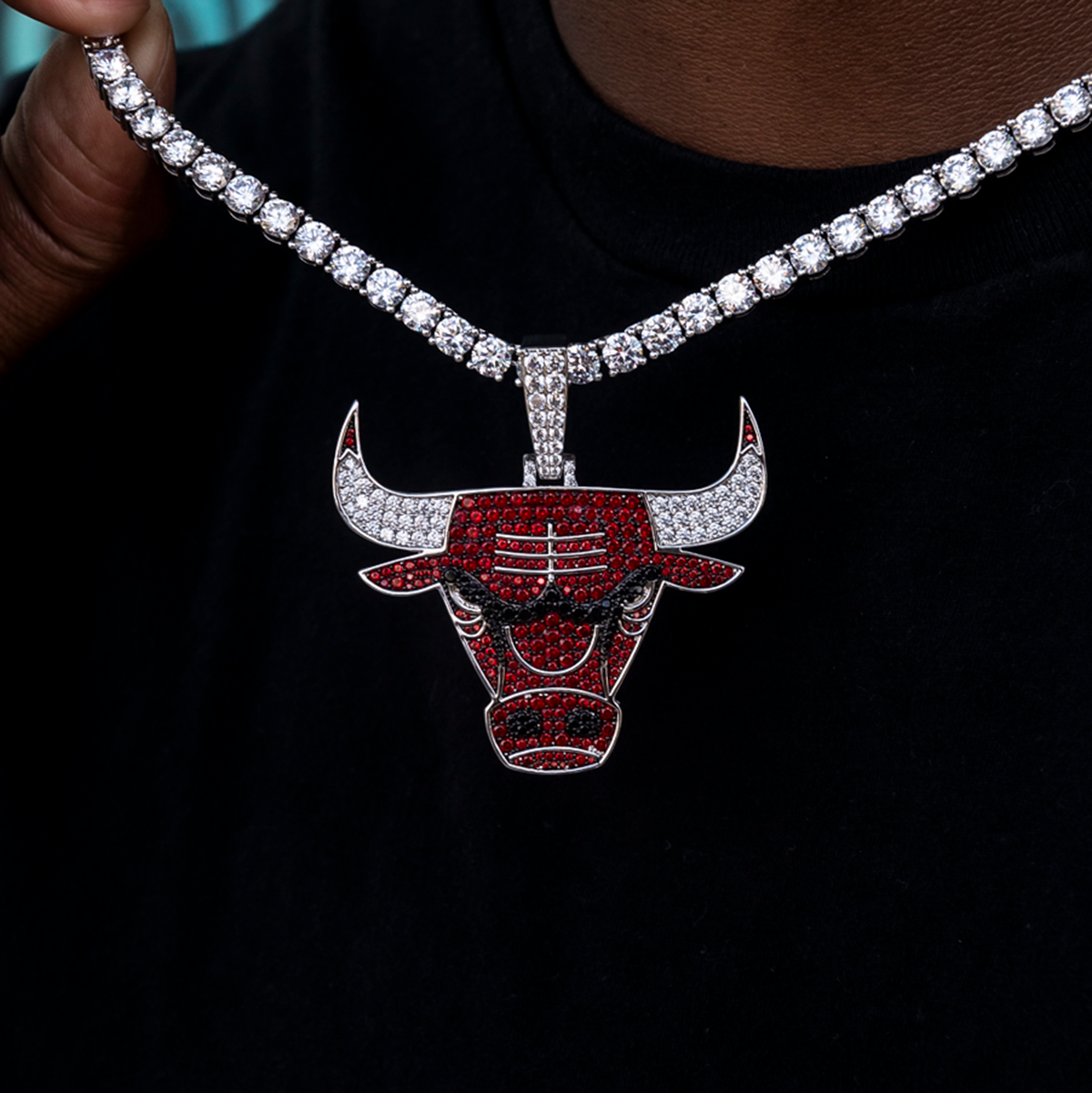 Chicago Bulls Official NBA Large Logo Pendant