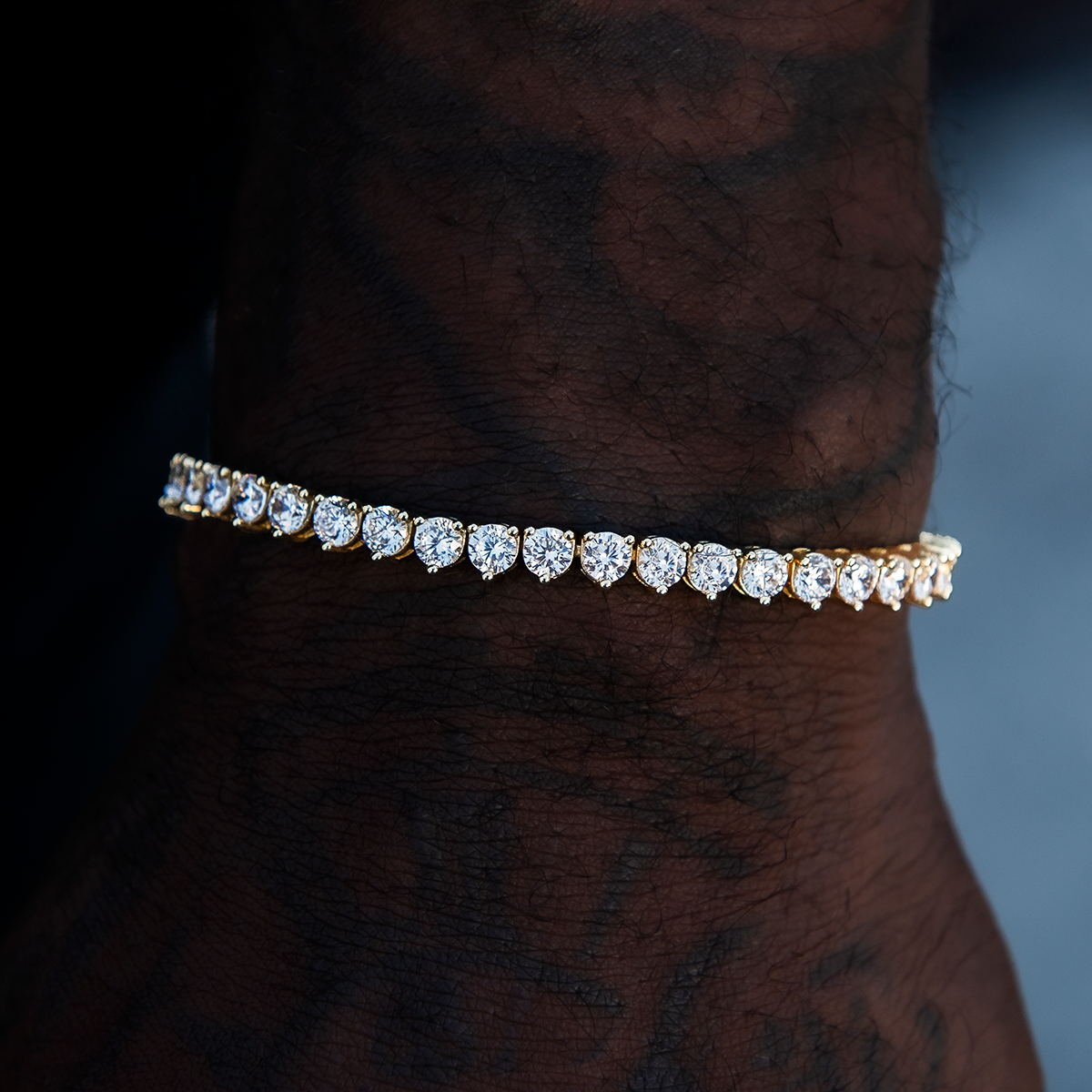 3 Prong Tennis Bracelet in Yellow Gold