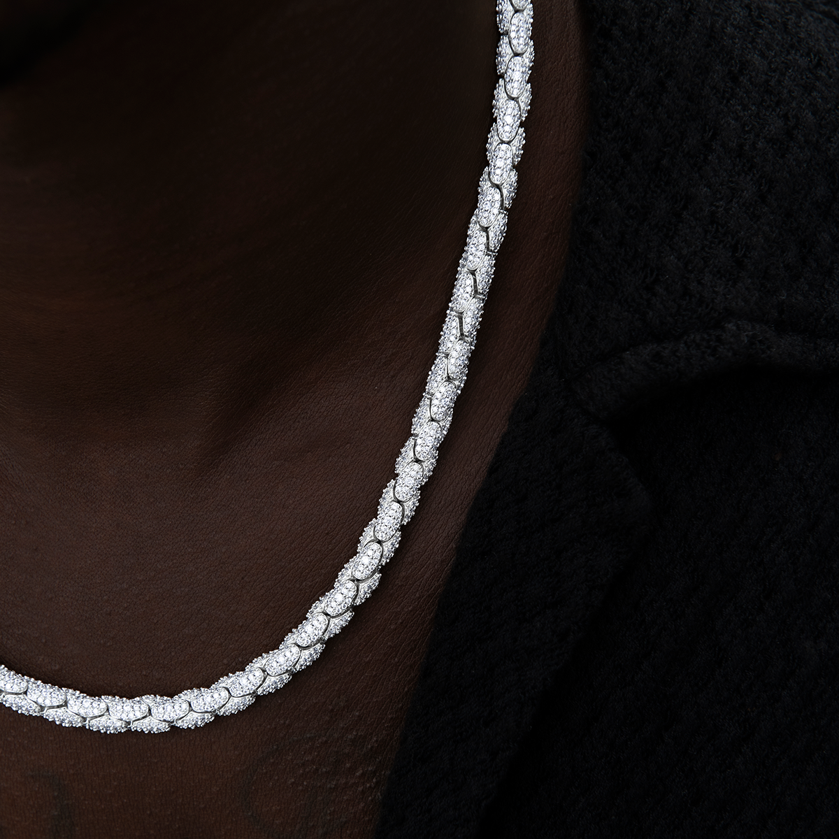 Diamond Pave Reptile Chain in White Gold-6mm