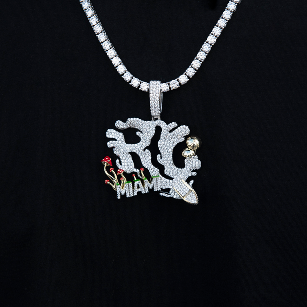 Official Rolling Loud Miami '22 Pendant