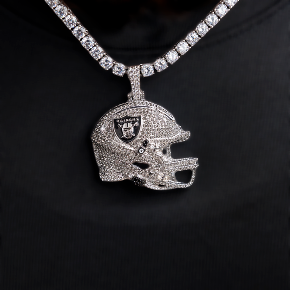 Official NFL 2025 Edition Las Vegas Raiders Helmet Pendant