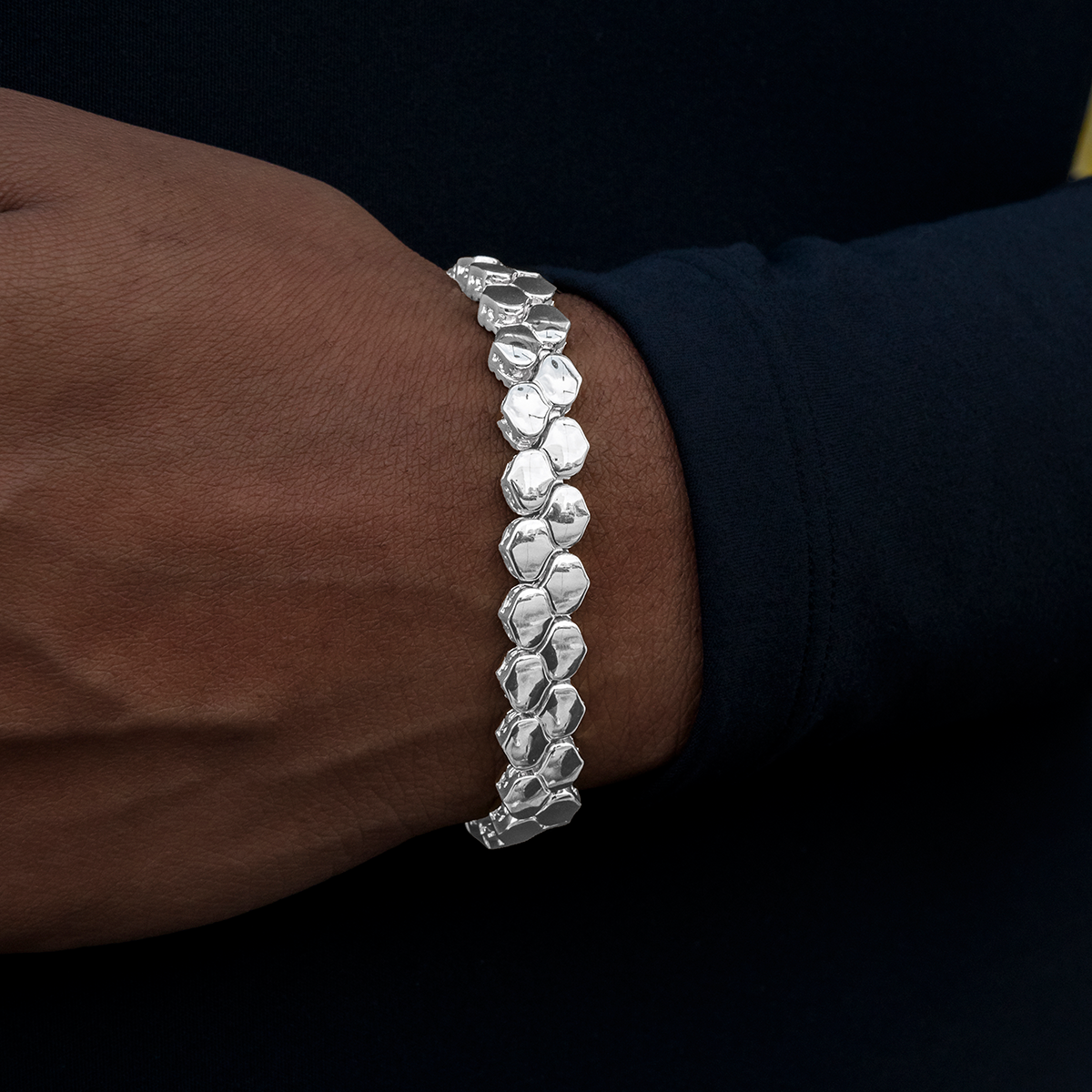 Flat Reptile Bracelet in White Gold-4mm