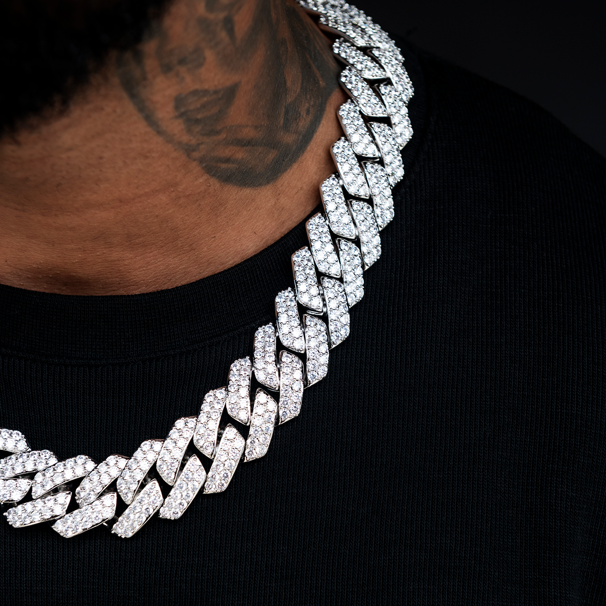 Diamond Prong Link Chain in White Gold - 25mm