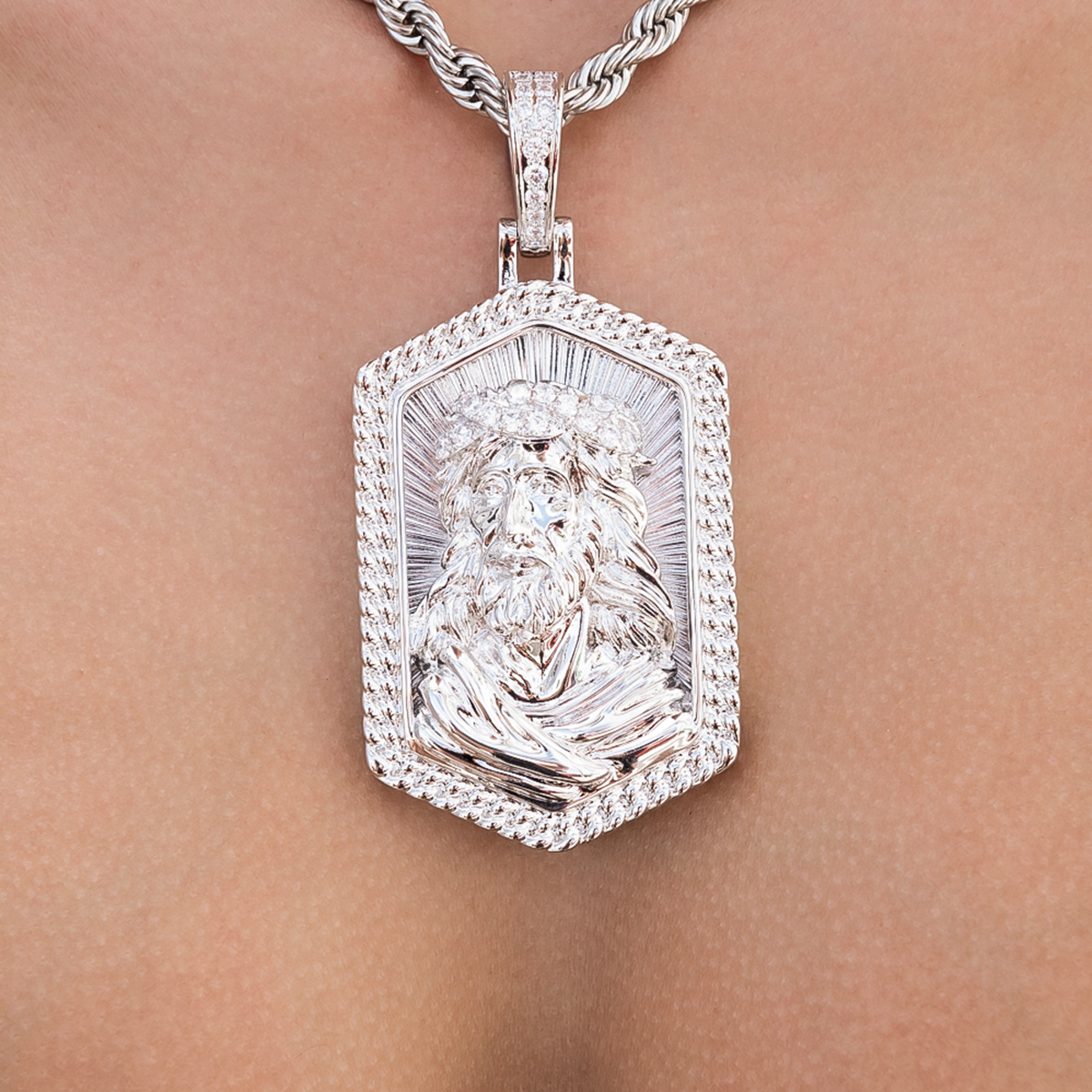 Large Icon Jesus Pendant in White Gold