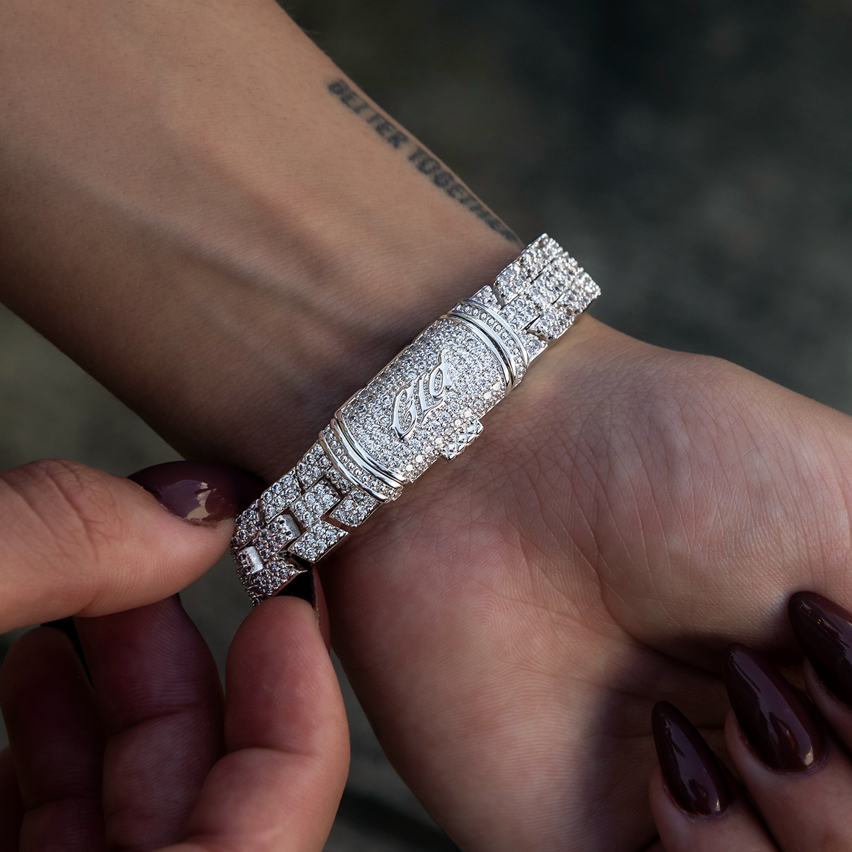 Diamond Spine Bracelet in White Gold