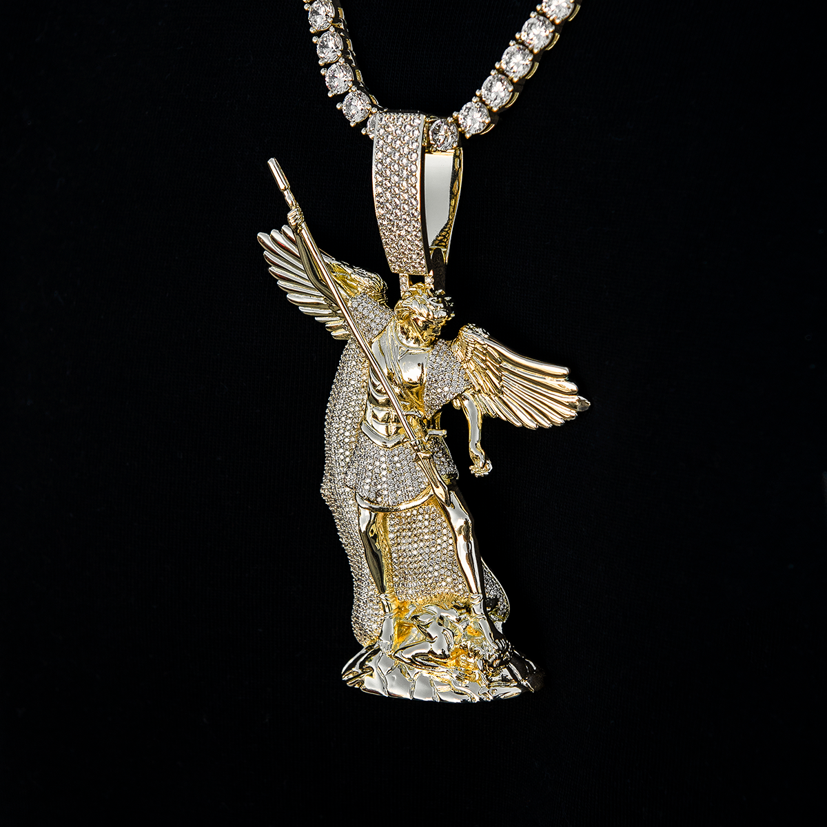 Giant Saint Michael Pendant in Yellow Gold