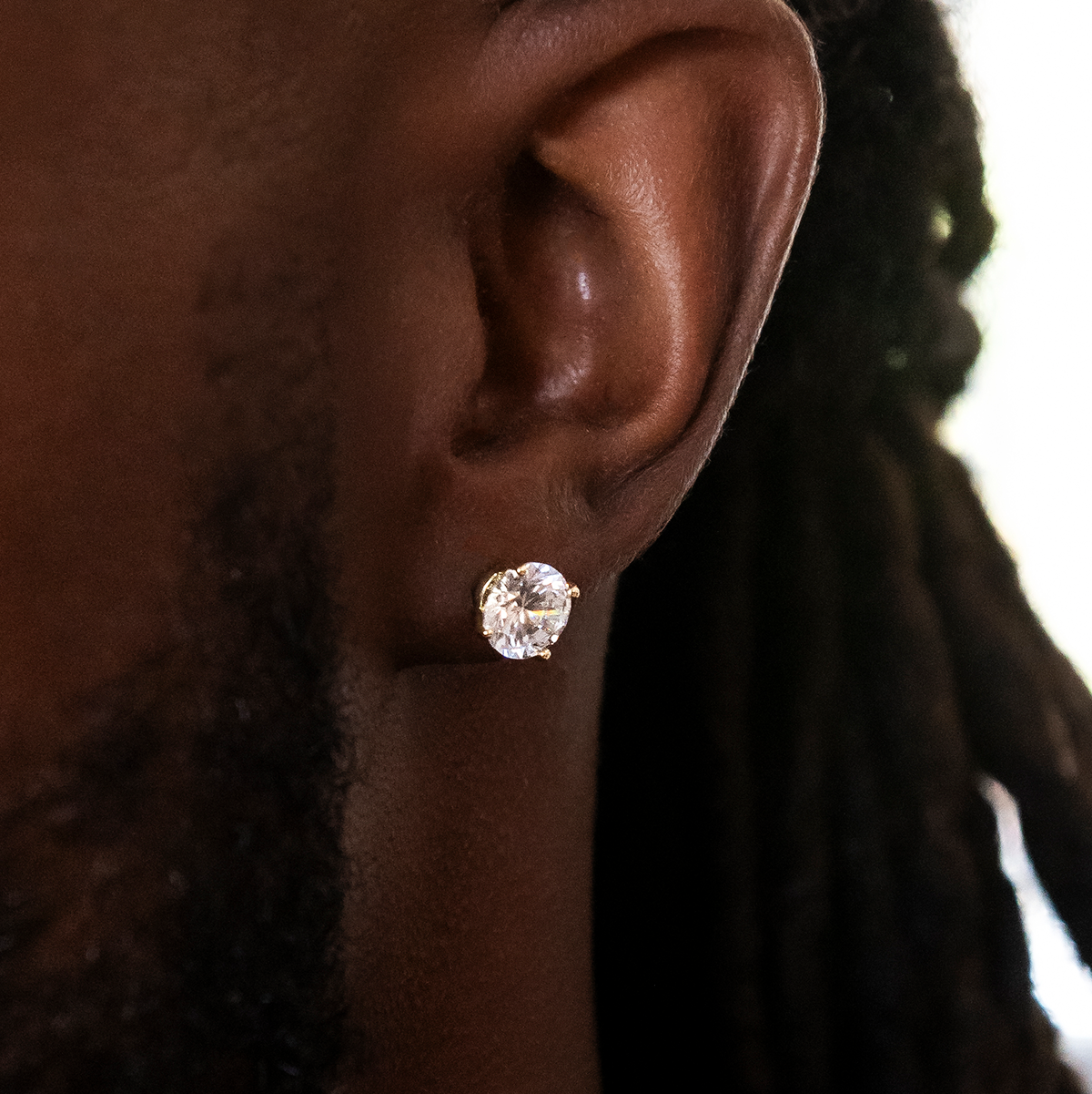 7mm Round Cut Diamond Stud Earrings in Yellow Gold