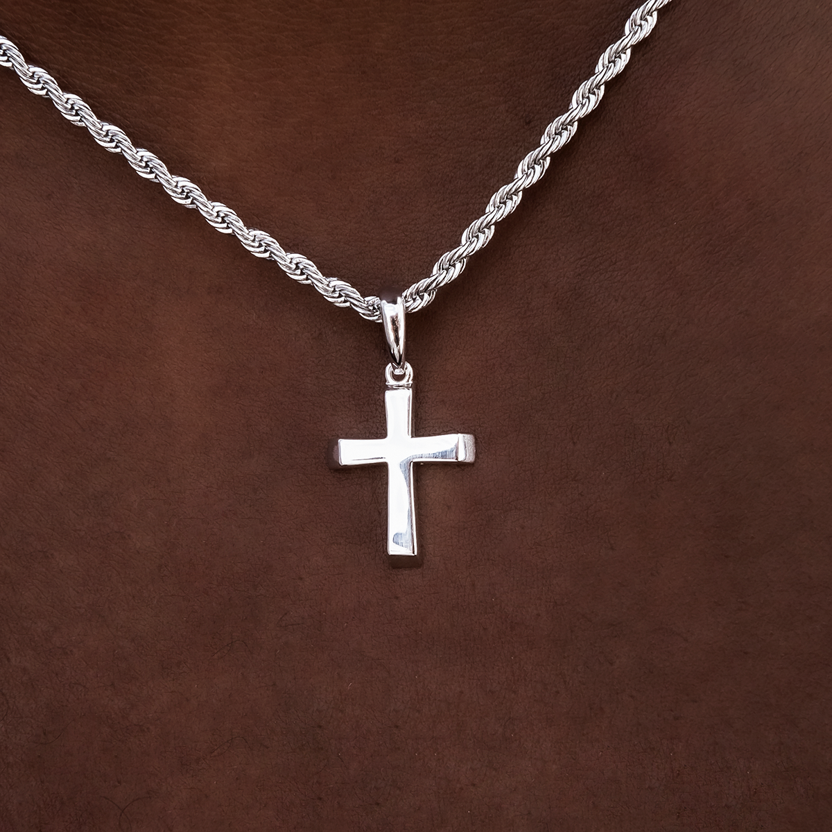 Micro Simple Cross Pendant in White Gold