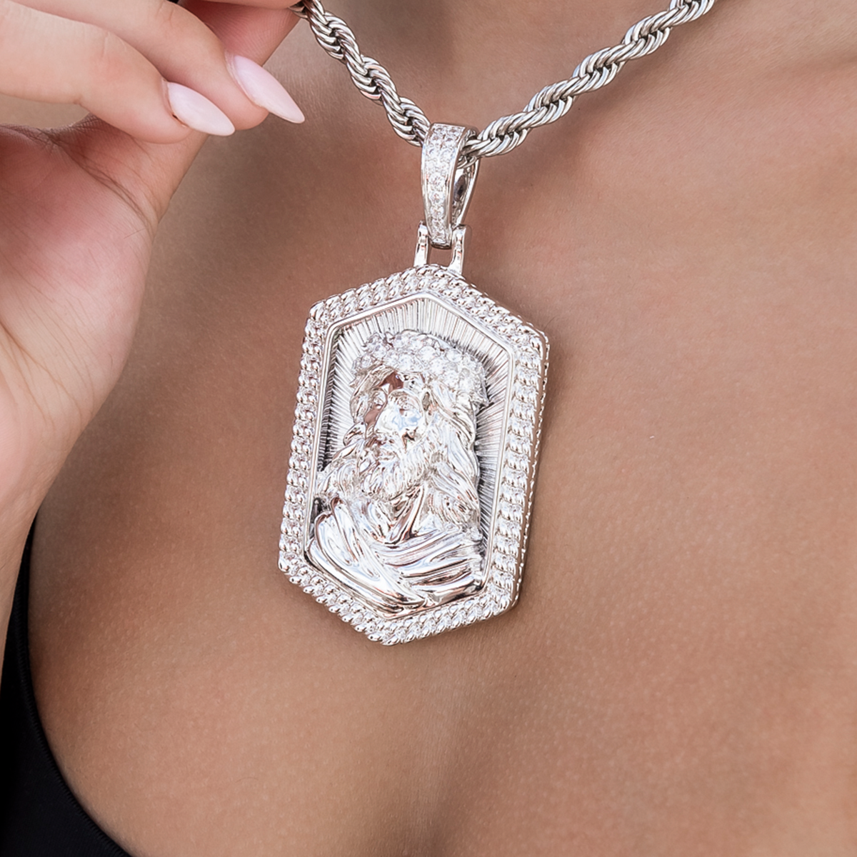 Large Icon Jesus Pendant in White Gold