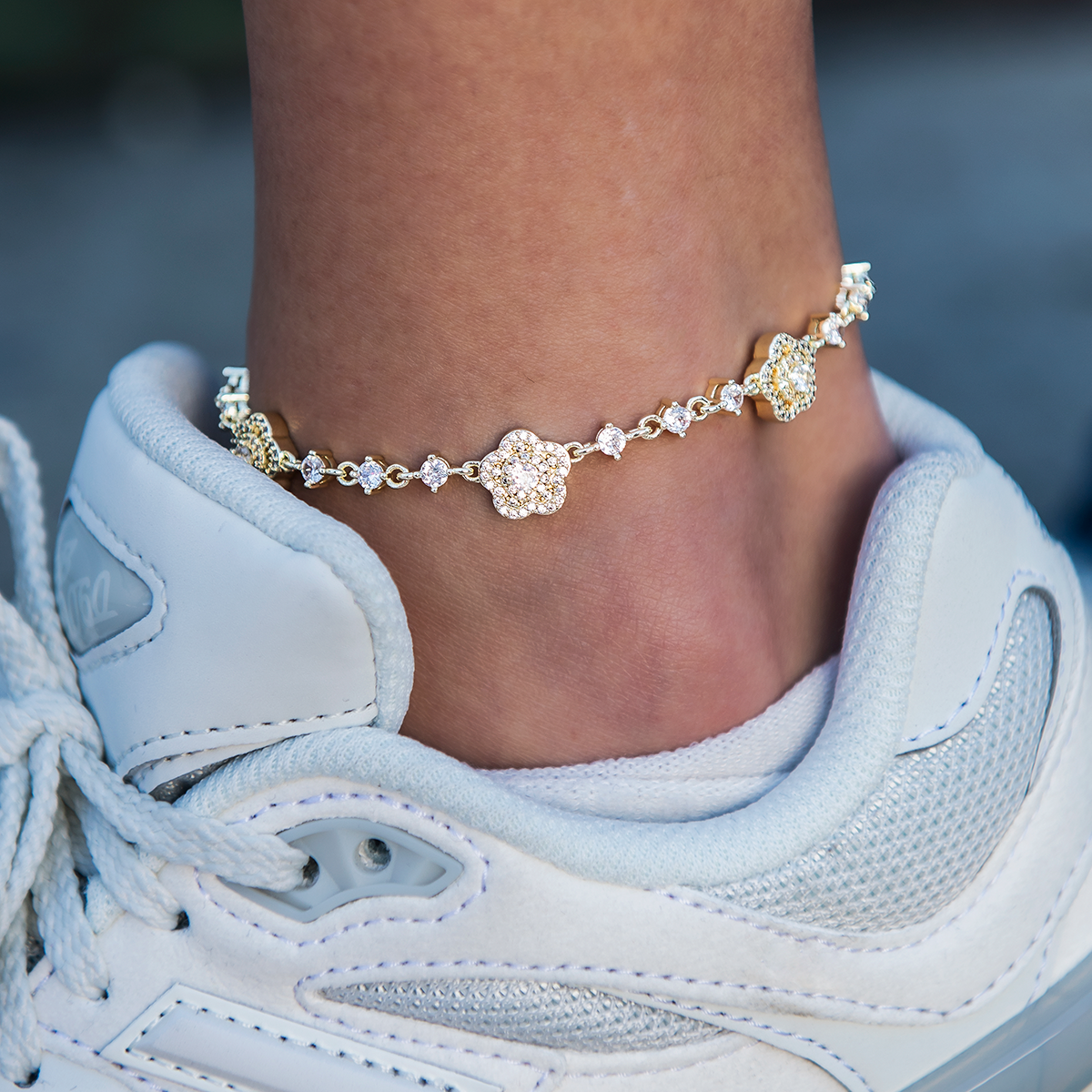 Daisy Anklet in Yellow Gold