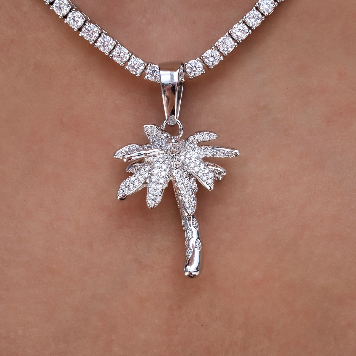 Iced Palm Tree in White Gold