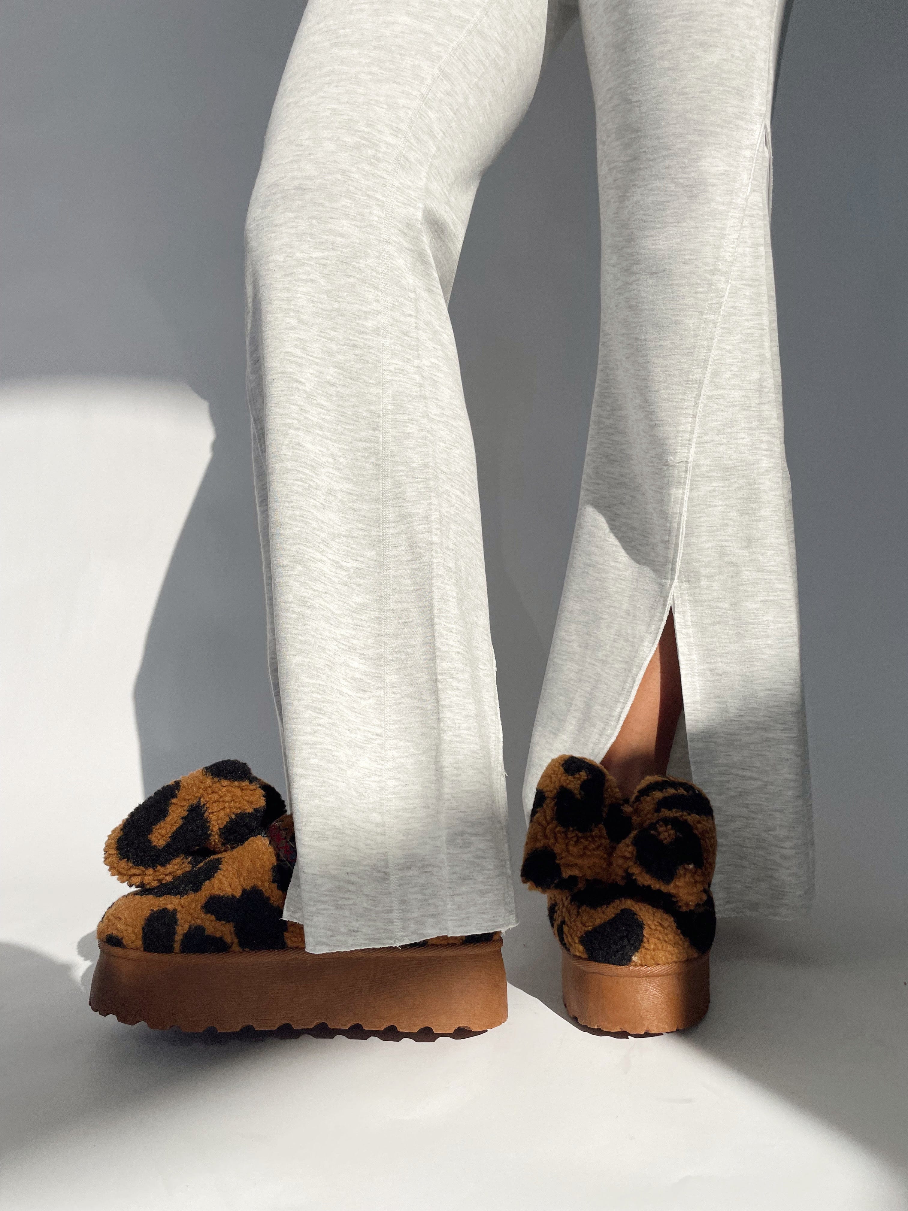 Leopard Platform Slides