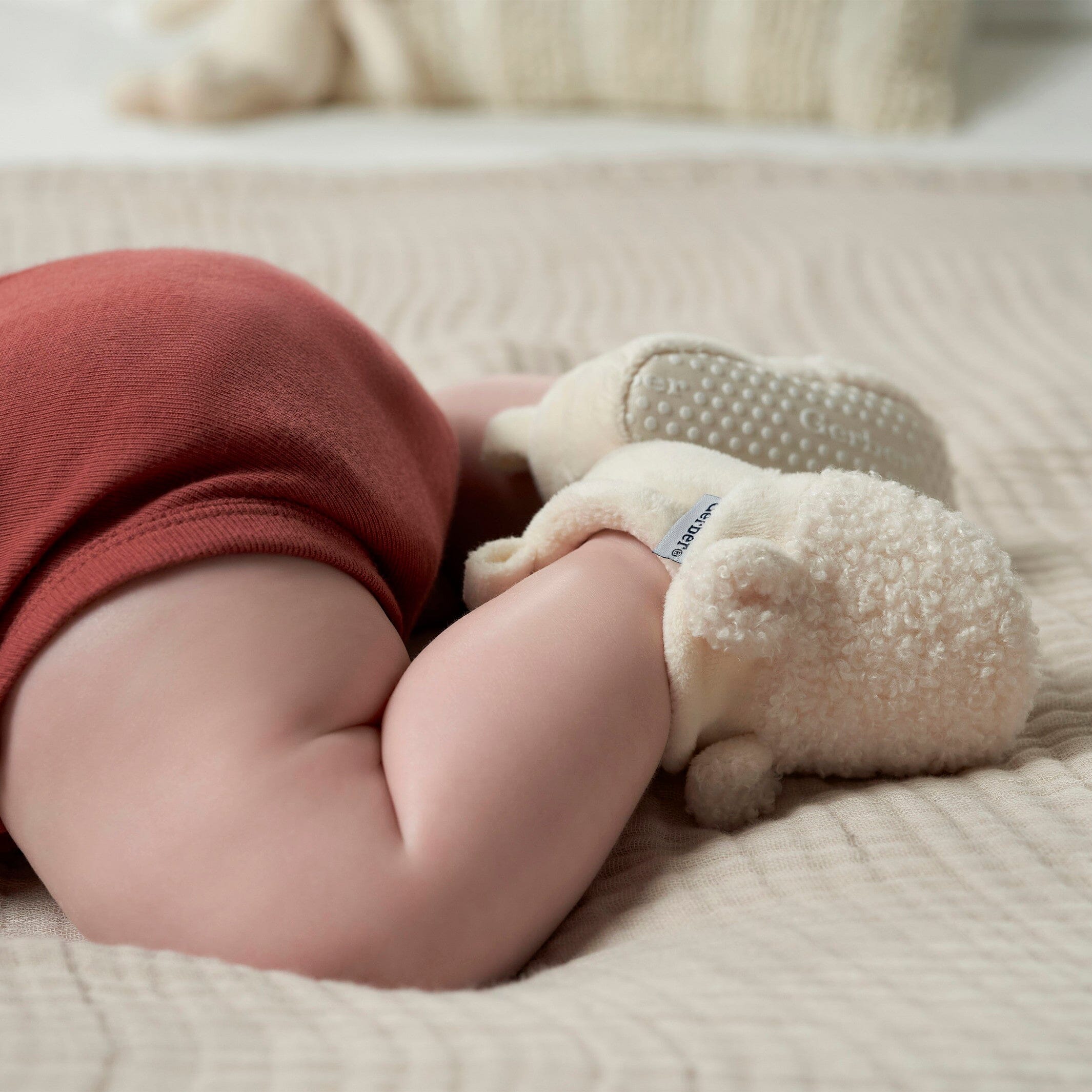 Baby Neutral Ivory Sherpa Booties