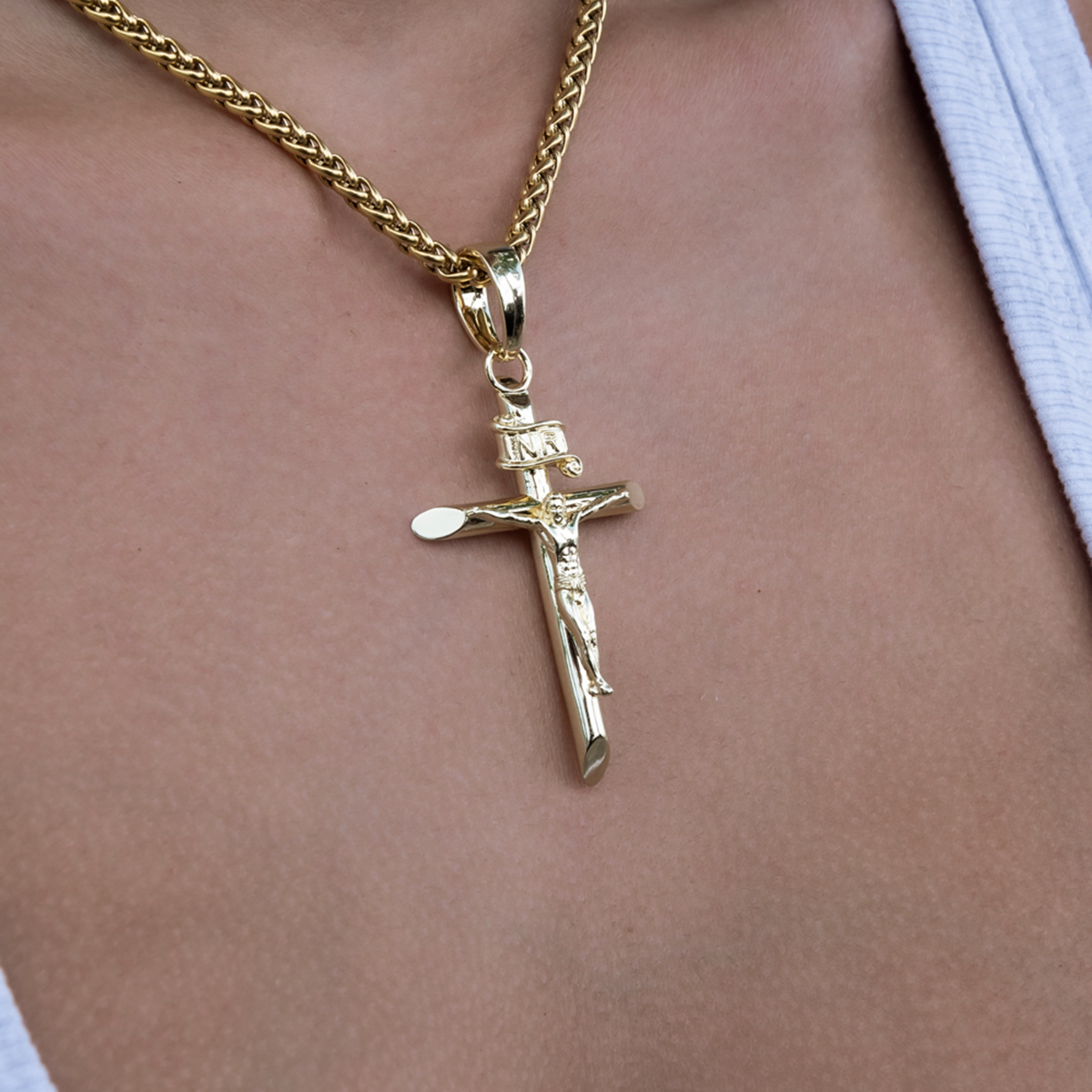 Large Crucifix Pendant in Yellow Gold