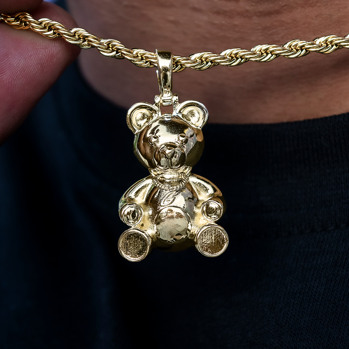 Bear Pendant in Yellow Gold