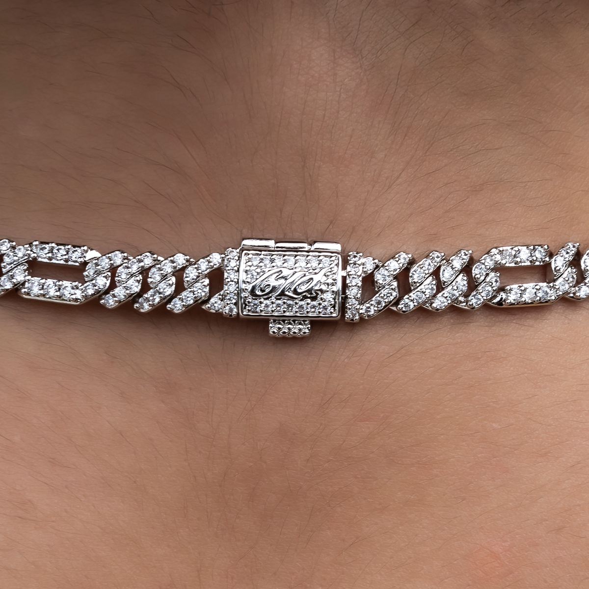 Diamond Figaro Necklace in White Gold- 6mm