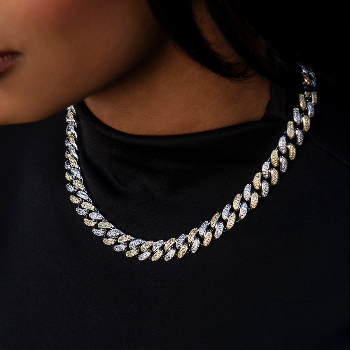 Diamond Cuban Link Chain in White/Yellow Gold- 12mm