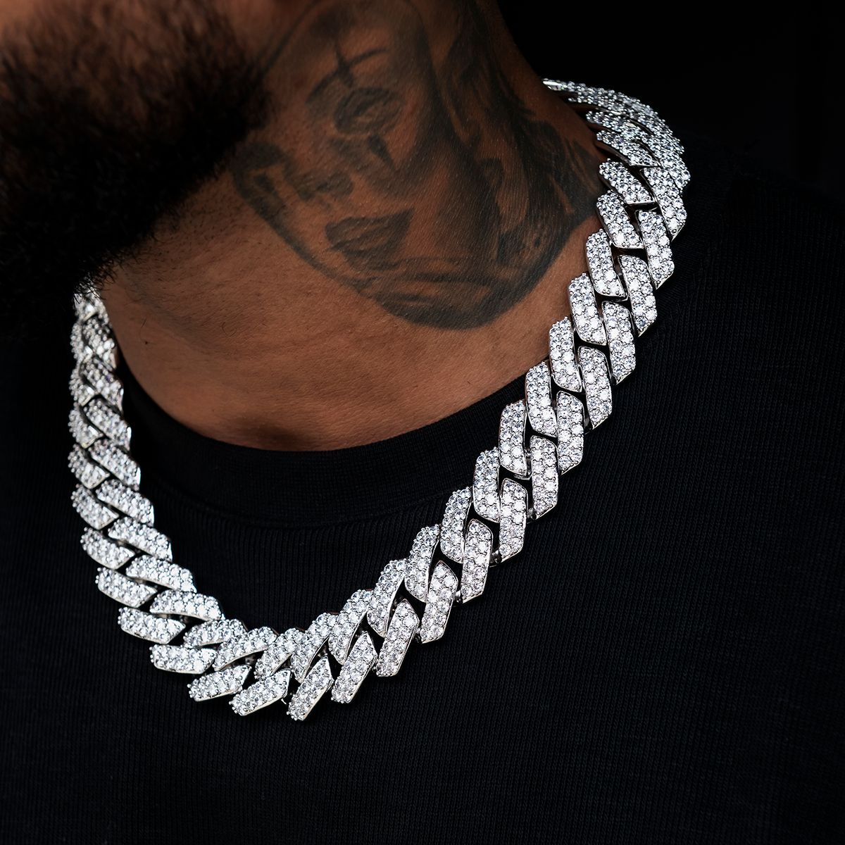 Diamond Prong Link Chain in White Gold - 25mm