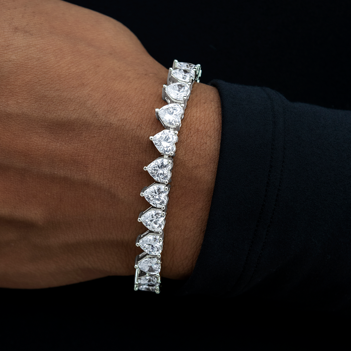 Heart Diamond Tennis Bracelet in White Gold- 6mm