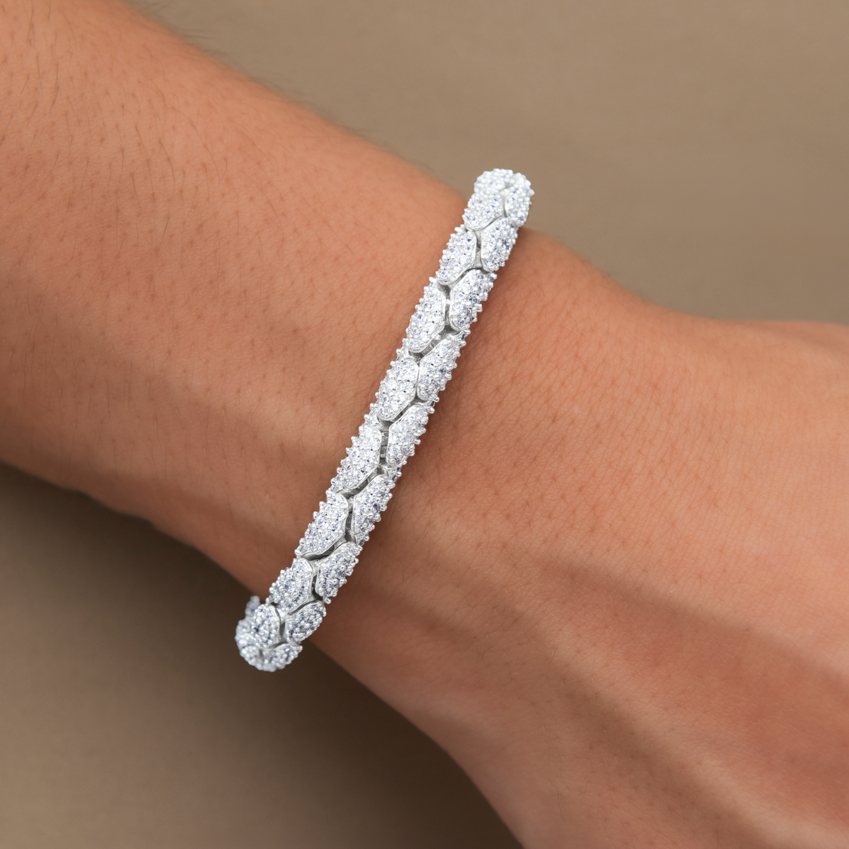 Diamond Pave Reptile Bracelet in White Gold-6mm