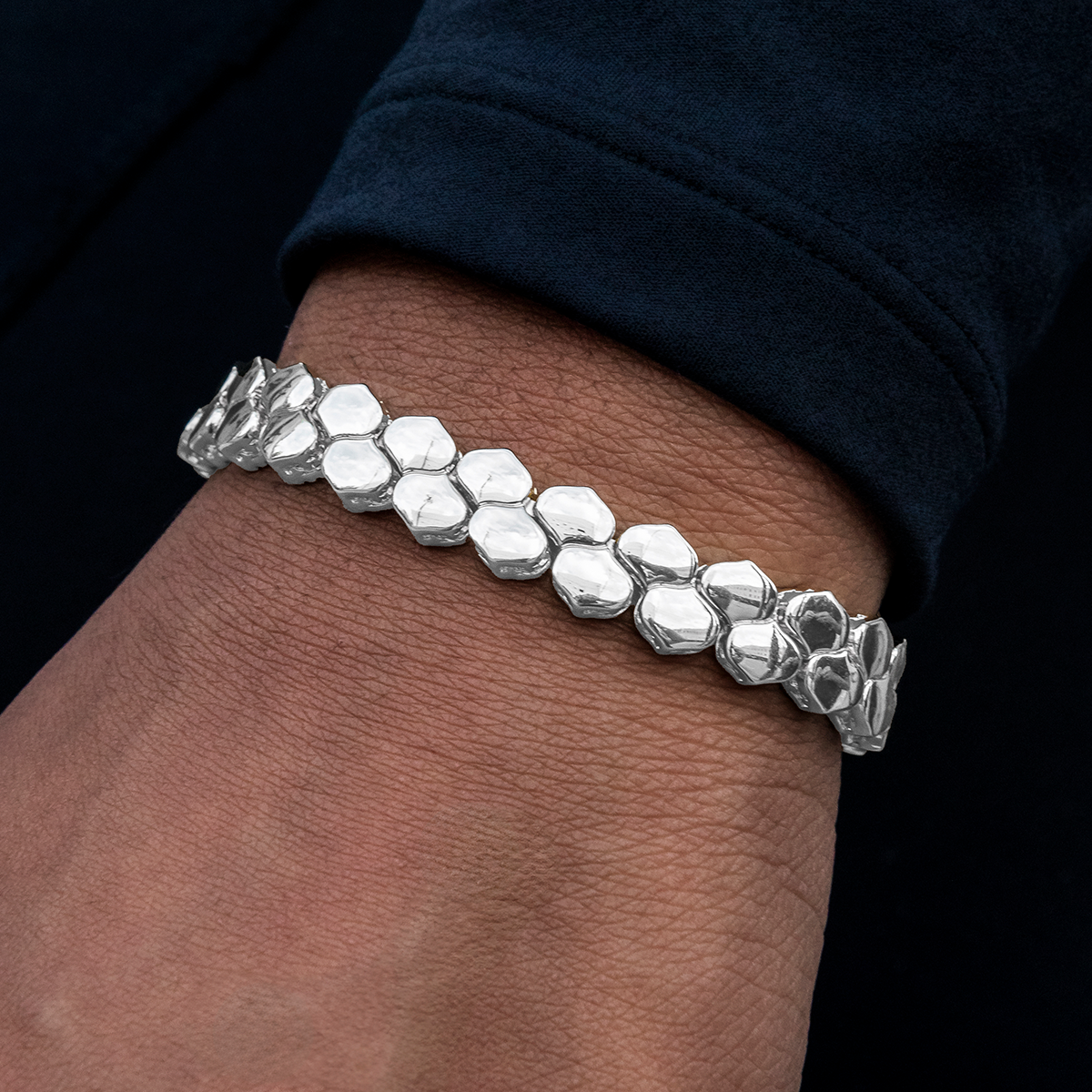 Flat Reptile Bracelet in White Gold-4mm