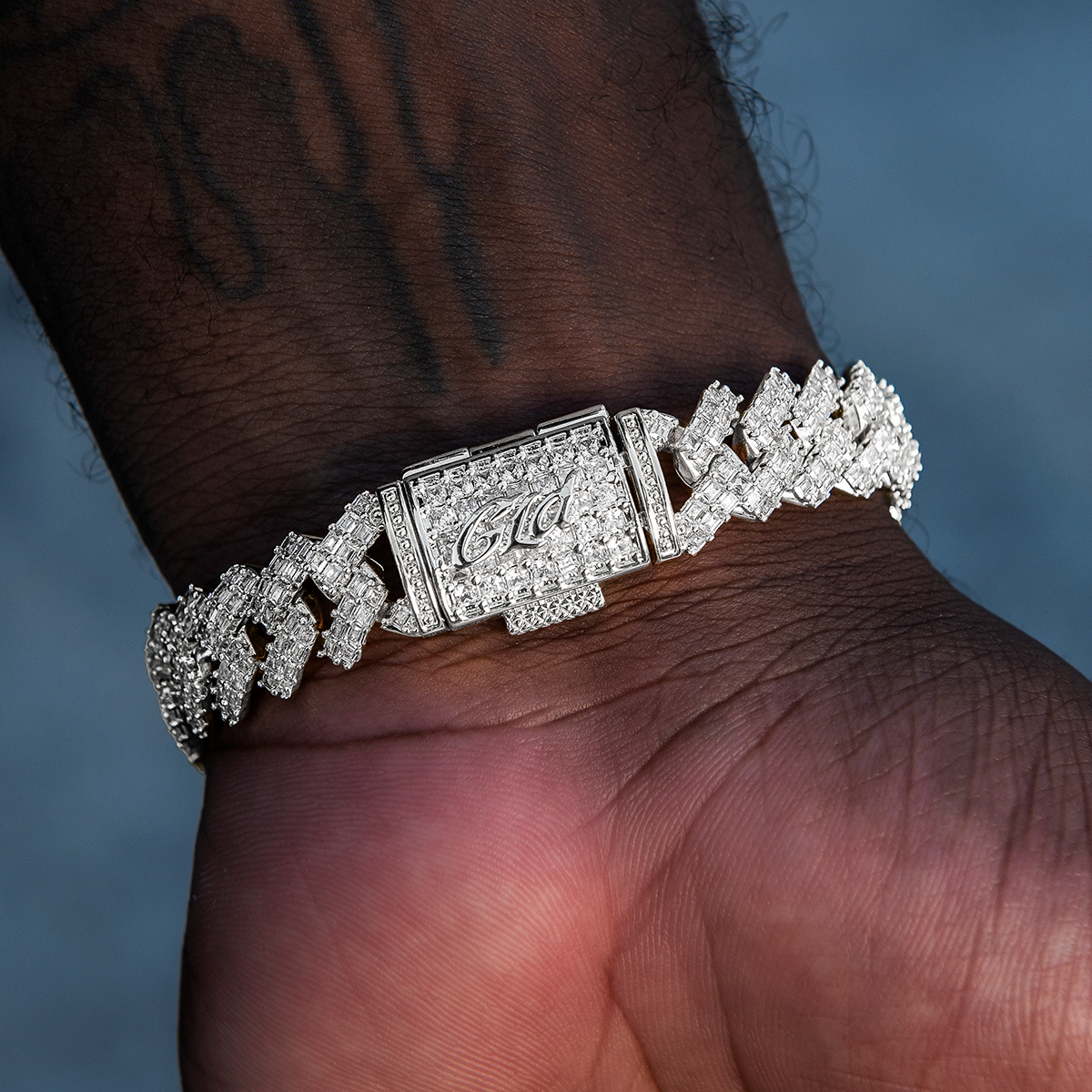 Prong Baguette Cuban Bracelet in White Gold- 12mm