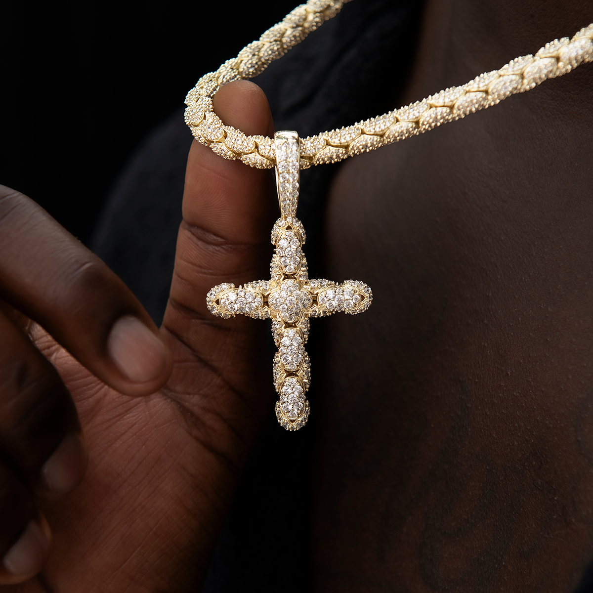 Diamond Pave Reptile Cross Pendant in Yellow Gold