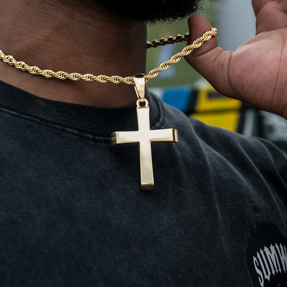 Large Simple Cross Pendant in Yellow Gold