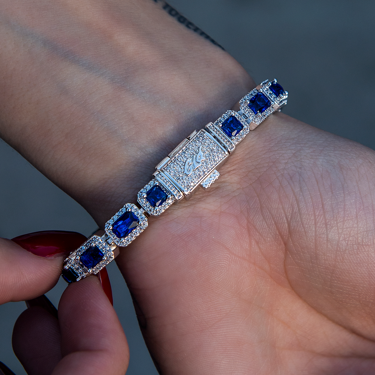 Sapphire Cushion Cut Tennis Bracelet in White Gold