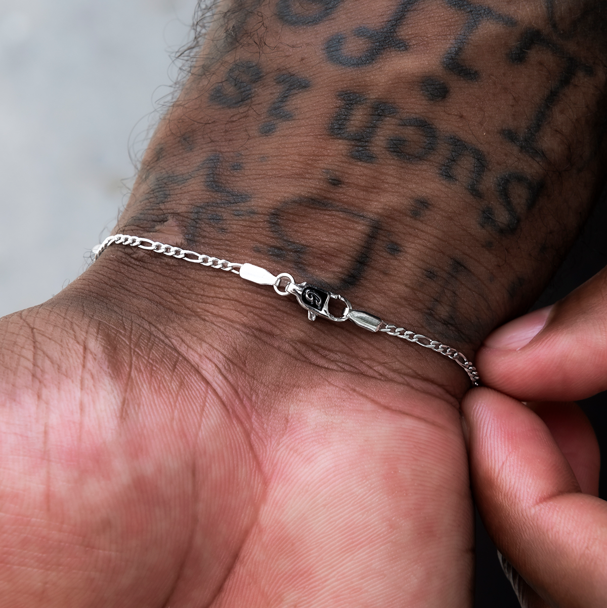 Figaro Bracelet in White Gold- 2mm