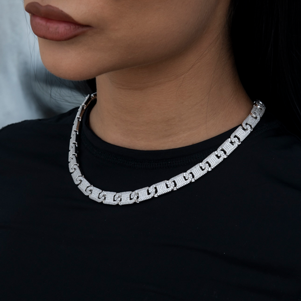 Flat Pave Valentina Chain in White Gold- 8.5mm