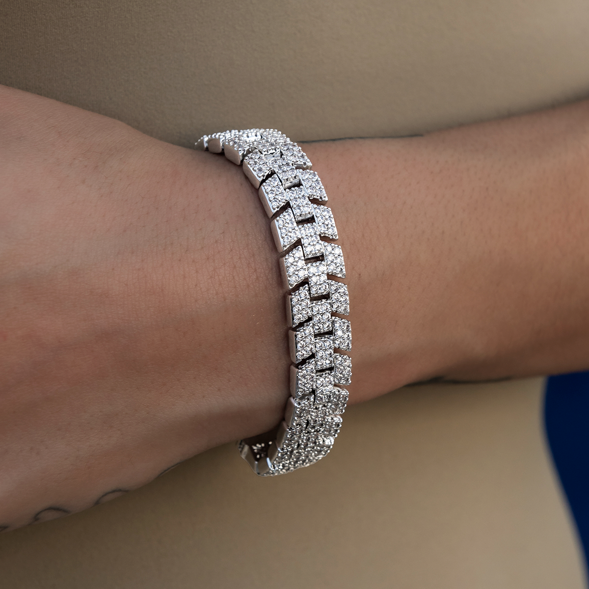 Diamond Spine Bracelet in White Gold