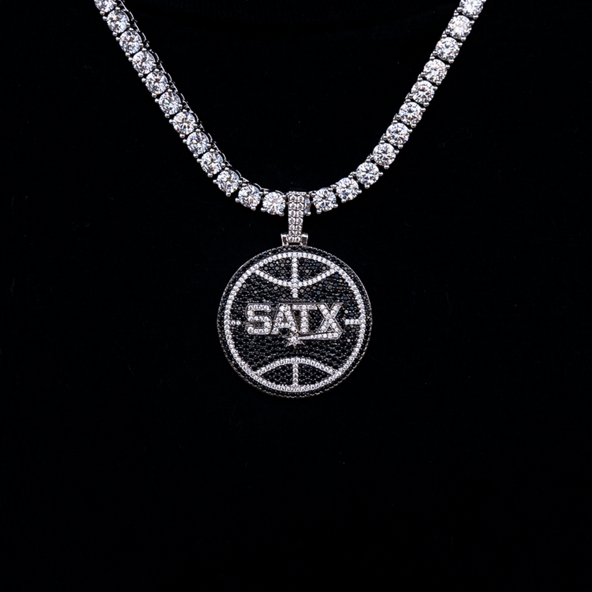 San Antonio Spurs Official NBA SATX Logo Pendant