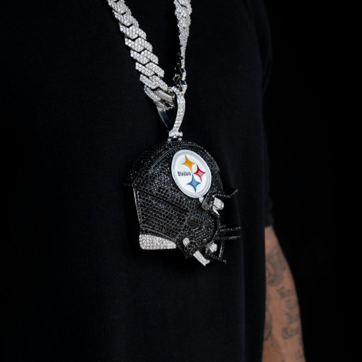 Giant Pittsburgh Steelers Official NFL Helmet Pendant