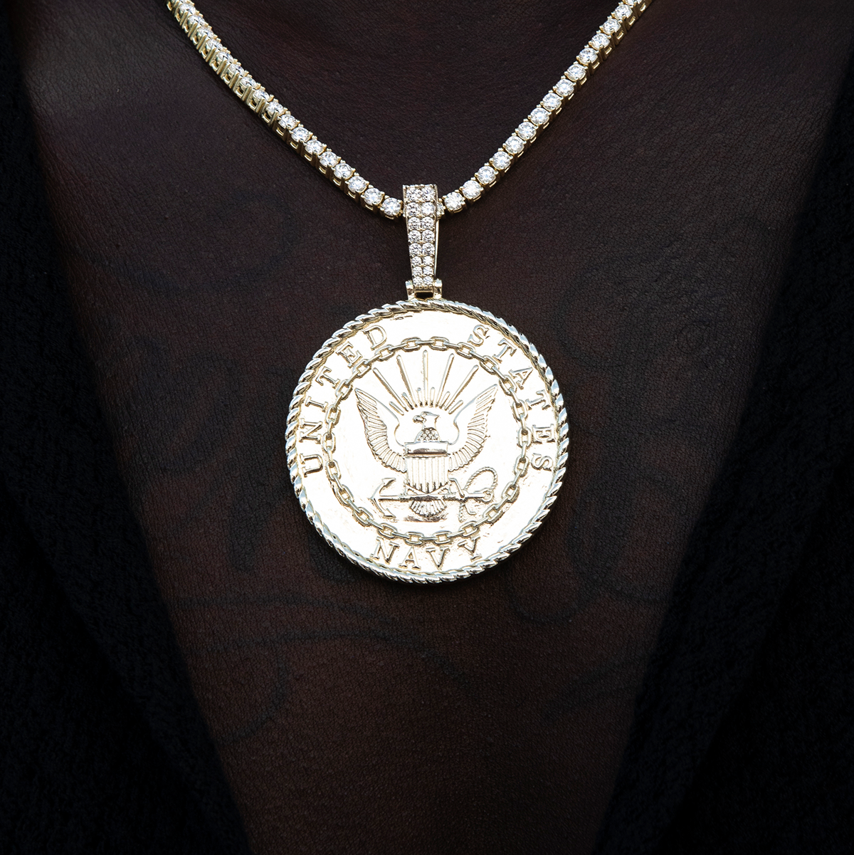 U.S. Navy Pendant in Yellow Gold